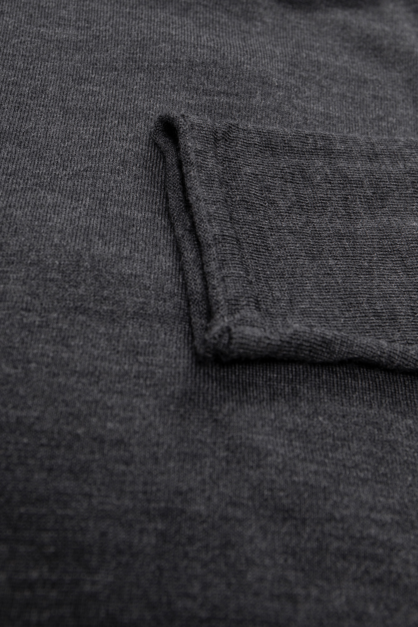 ANTHRACITE TURTLENECK KNIT SWEATER 5