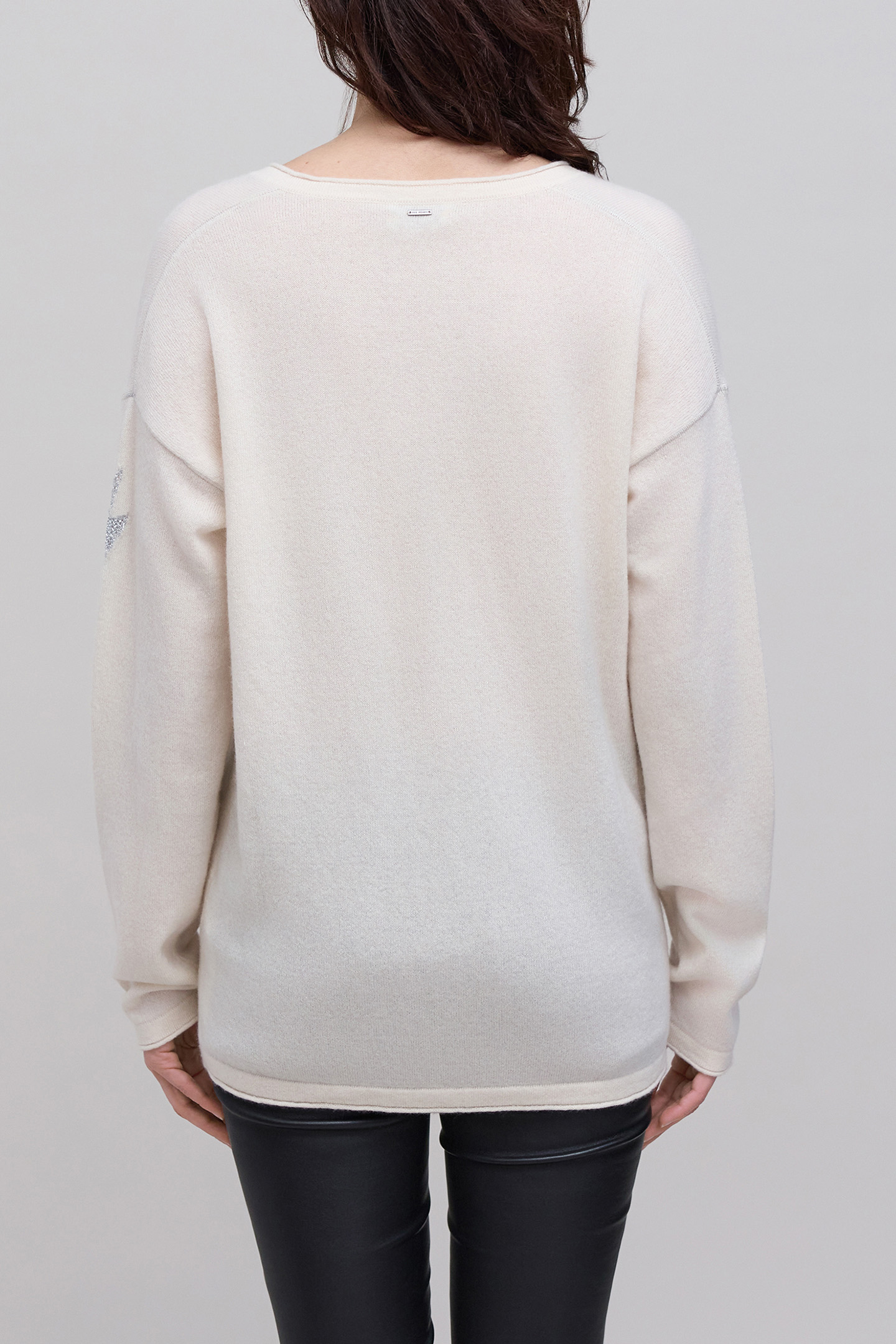 WOMEN’S ECRU PURE CASHMERE KNIT V_NECK SWEATER 2