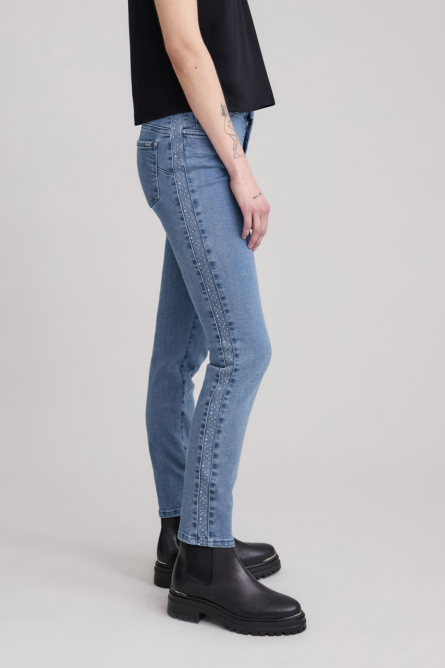 SLIM BLUE WATERLESS POWERSTRETCH STUDDED JEANS 5