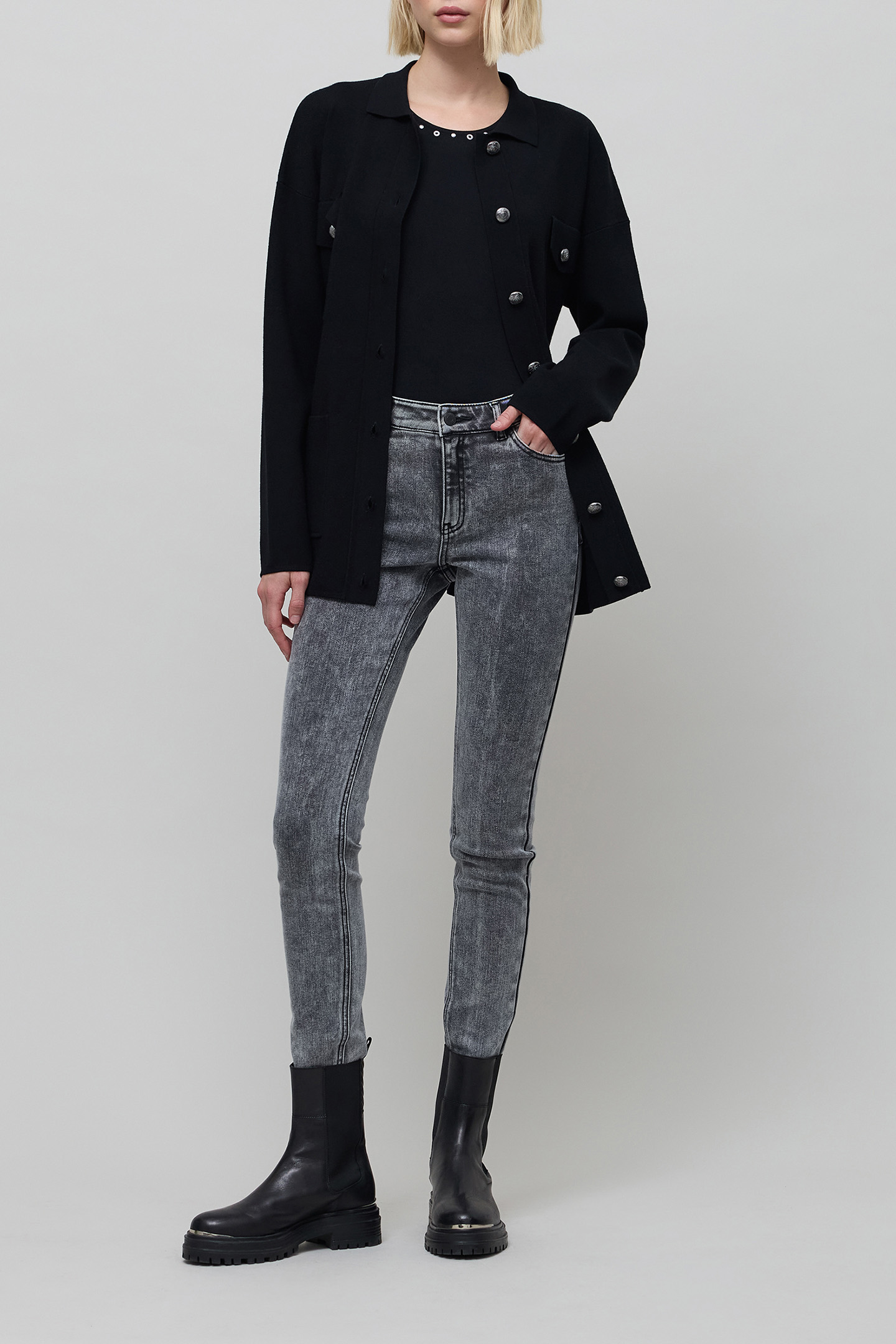 SLIM BLACK SCULPT UP JEANS 4