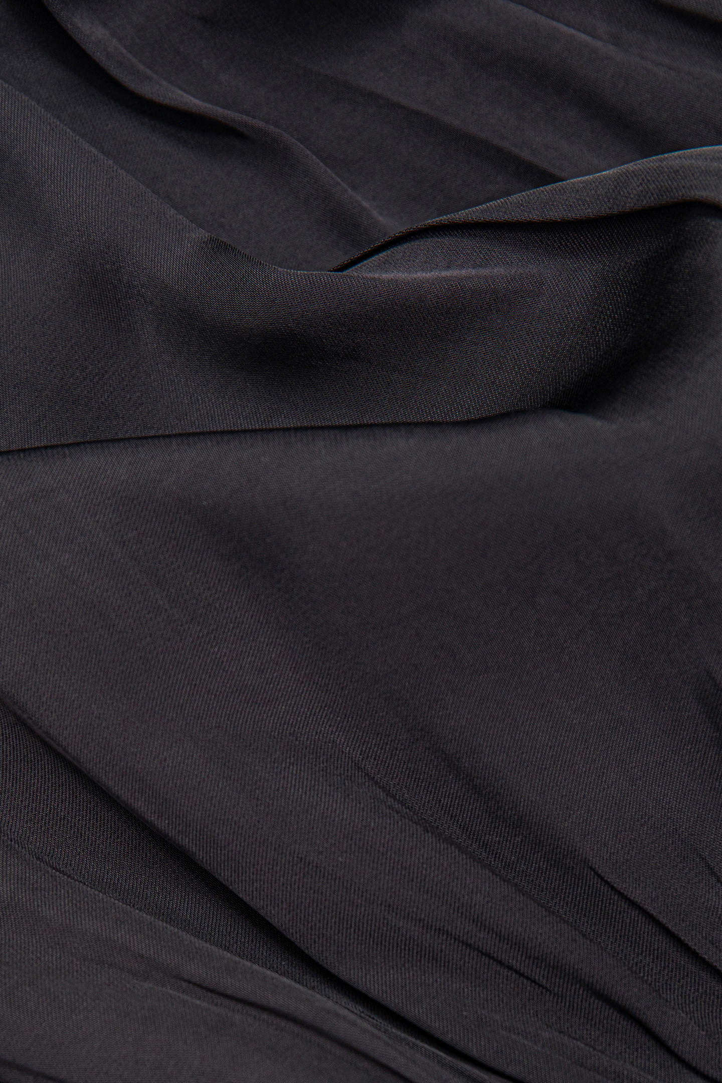 BLACK CRINKLED SMOCKED DRESS 8