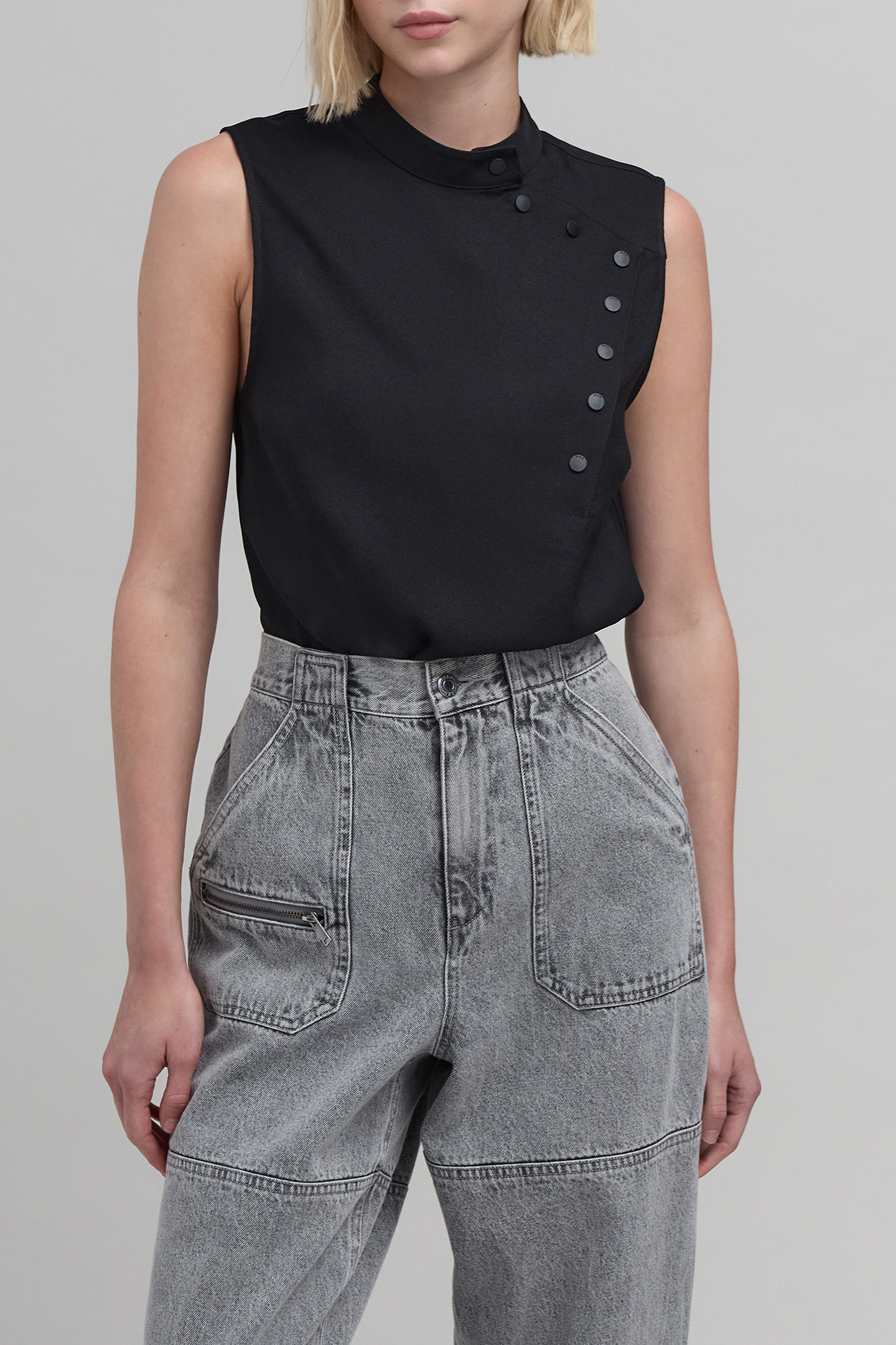 BLACK TOP WITH ASYMMETRICAL CLOSURE 1