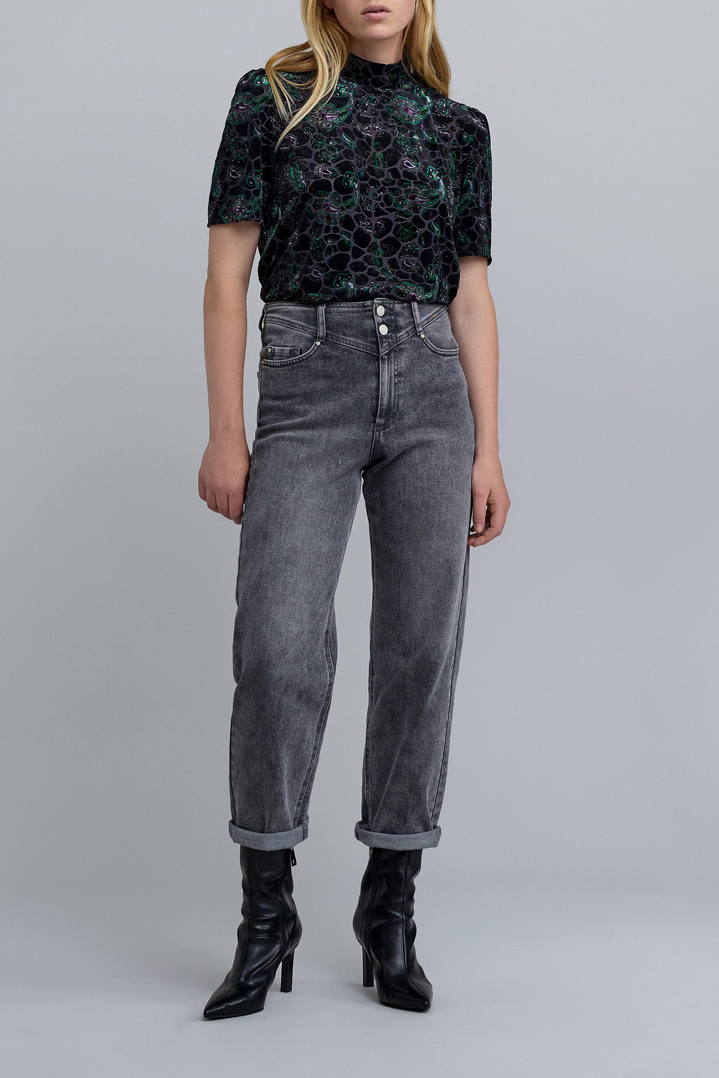 BLACK BAROQUE PAISLEY VELVET DEVOURED TOP 3