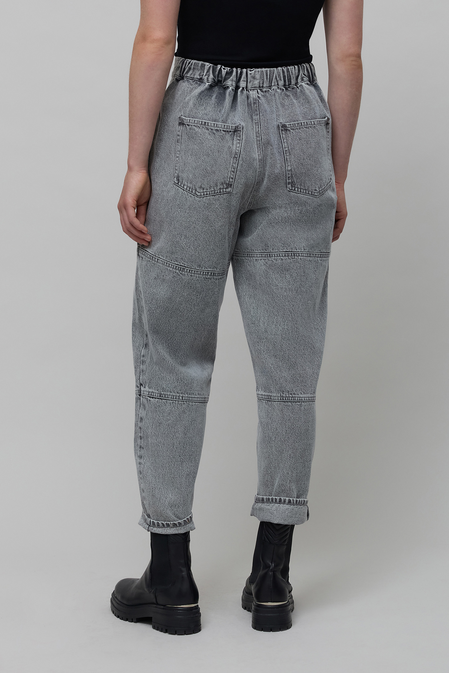 HIGH-WAISTED GREY STRAIGHT JEANS WITH POCKET ZIP 2