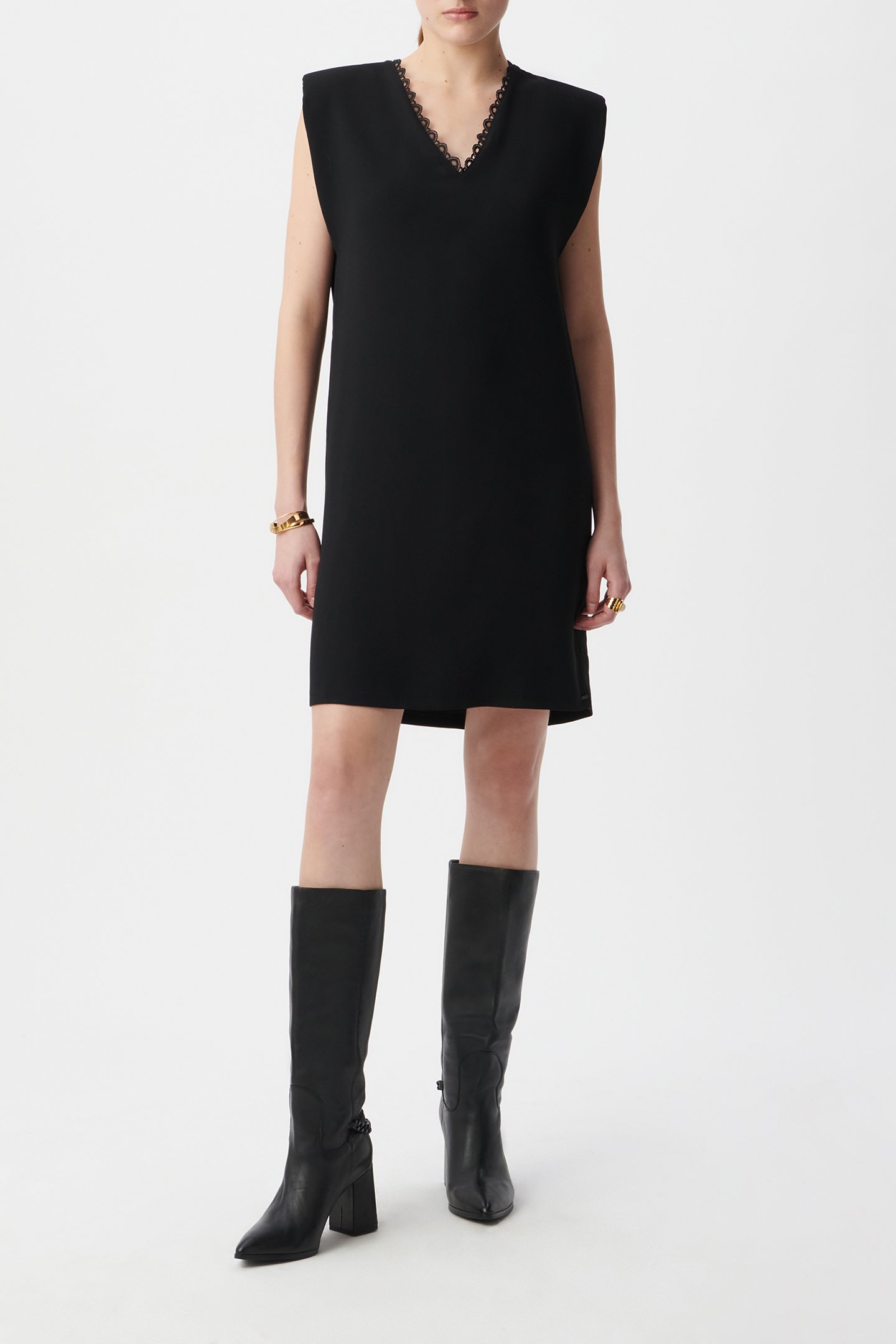 BLACK DRESS WITH V-NECK LACE MOTIF ON FRONT AND BACK 3