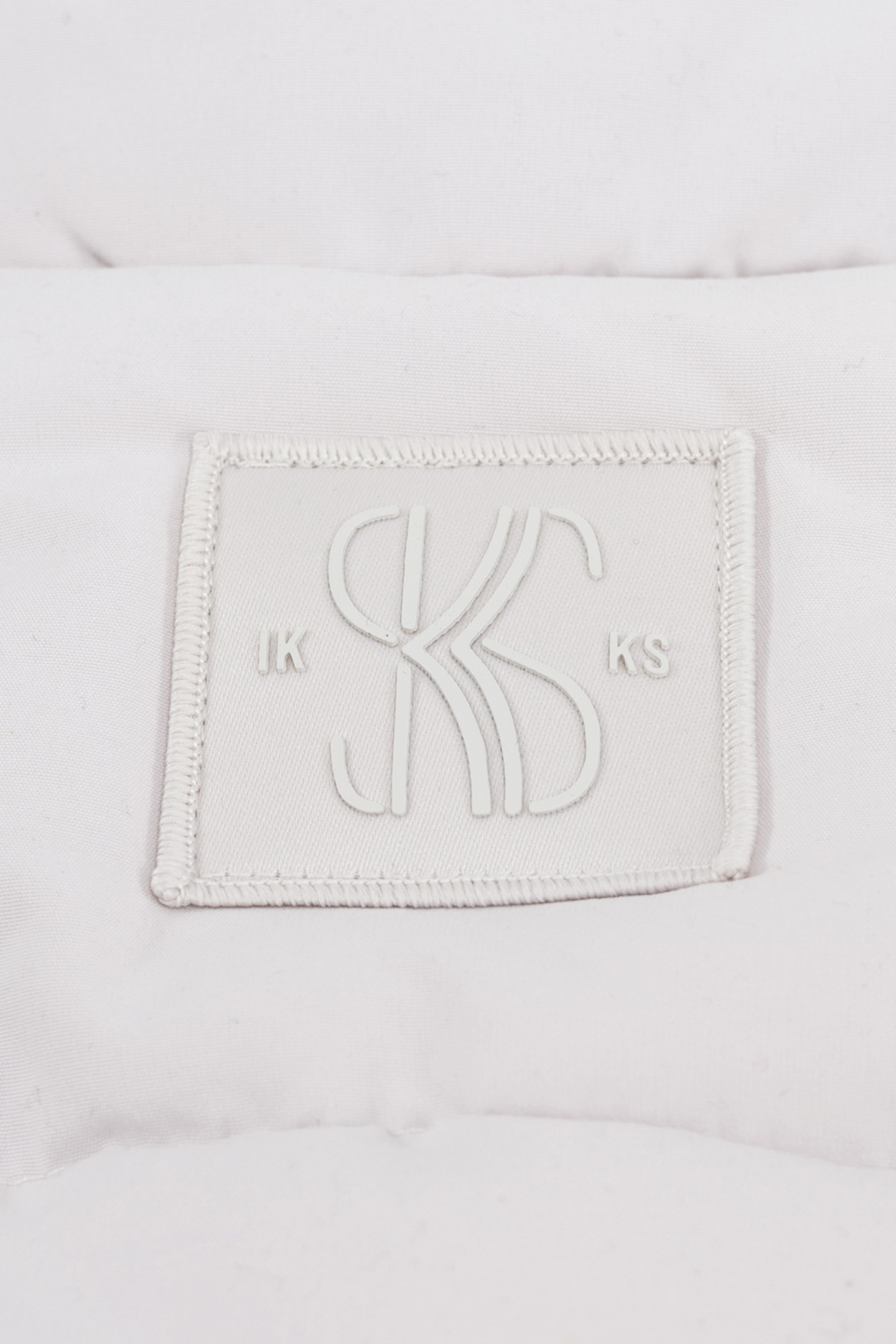 GIRL'S ECRU SLEEVELESS DOWN JACKET 6