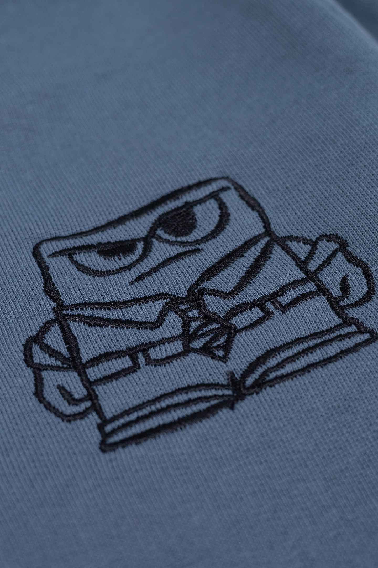 BOY'S BLUE EMBOSSED AND EMBROIDERED VICE-VERSA CARDIGAN 8