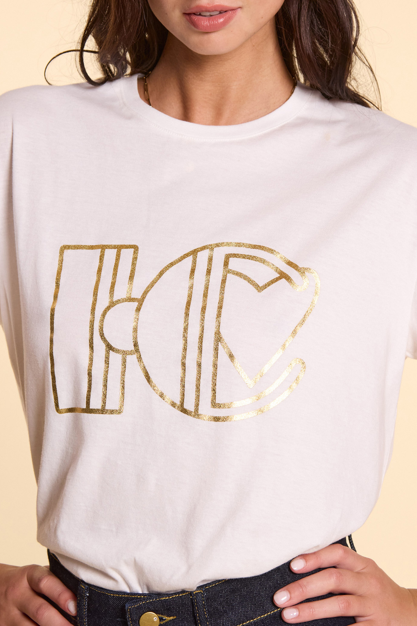 WHITE T_SHIRT WITH GOLD MONOGRAM 4