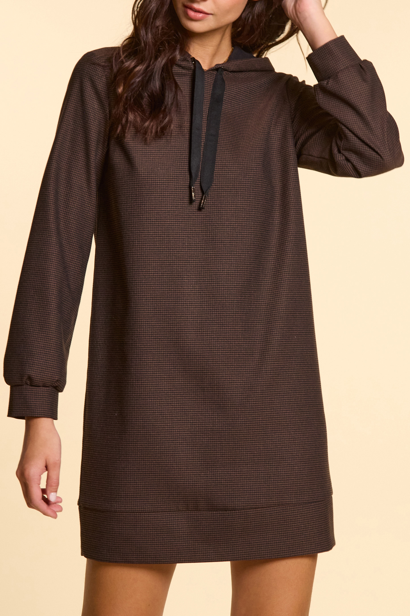 CAMEL HOUNDSTOOTH HOODED DRESS by ICODE