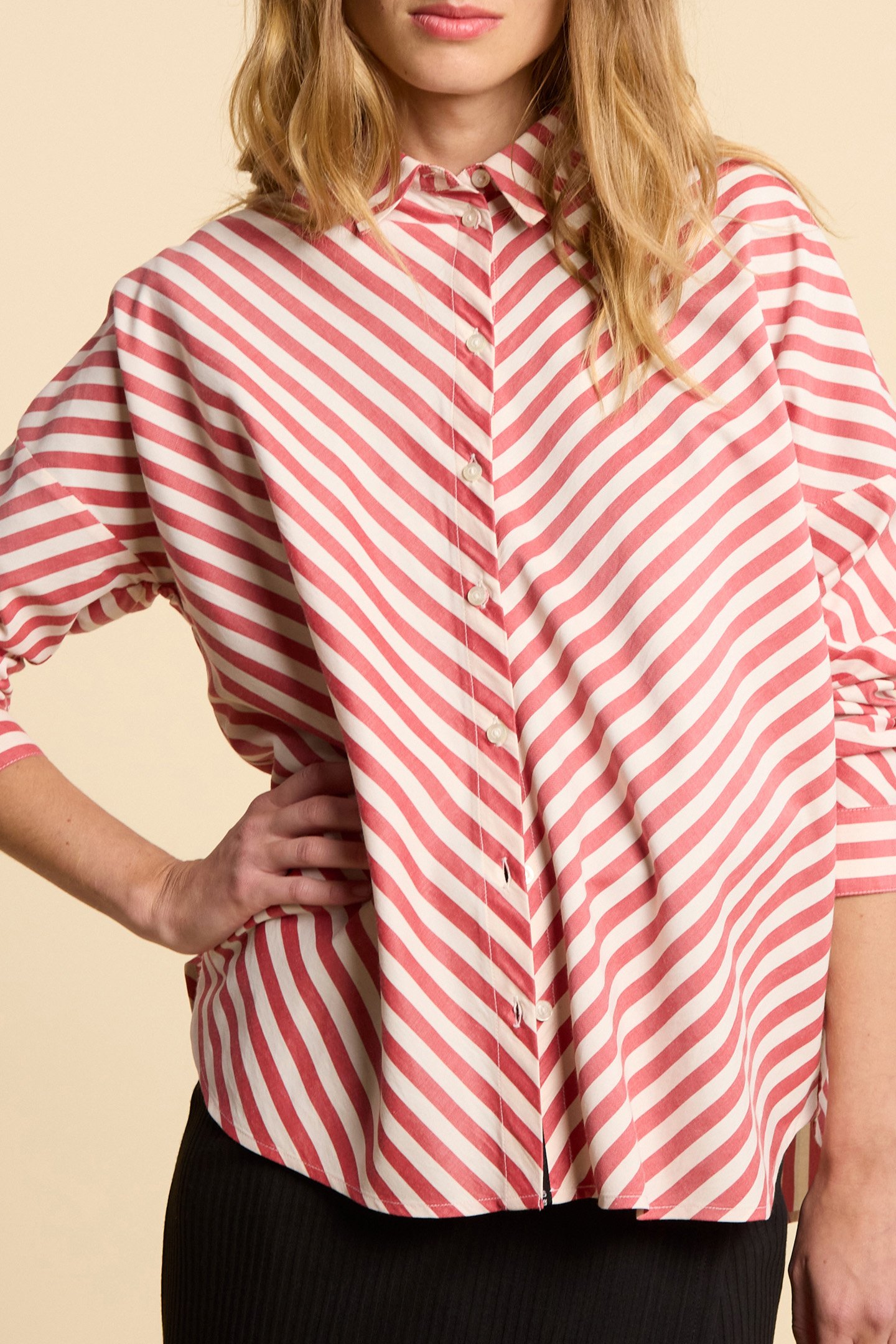 RED STRIPED SHIRT 3