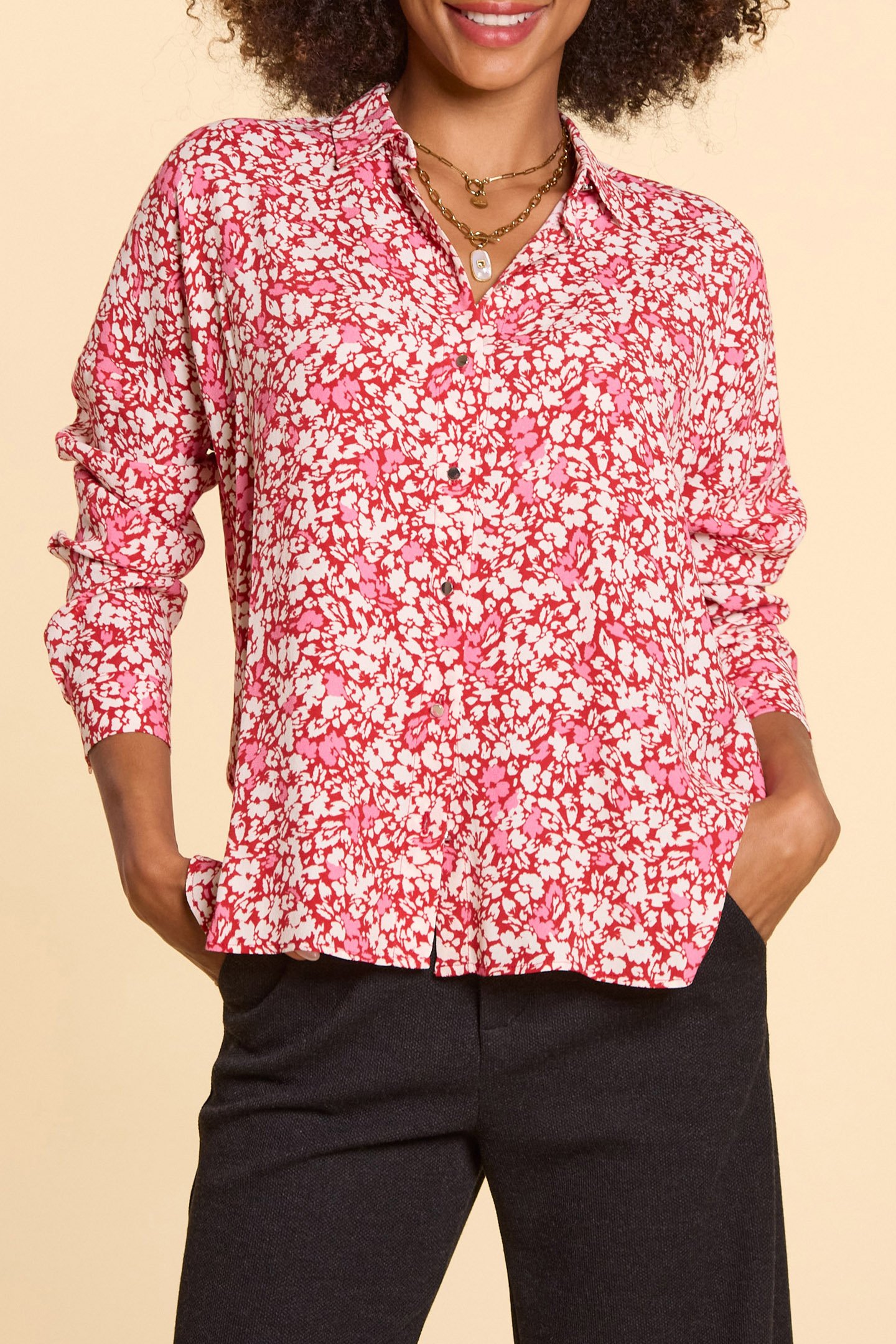 RED SHIRT WITH FLORAL TACHIST PRINT by ICODE