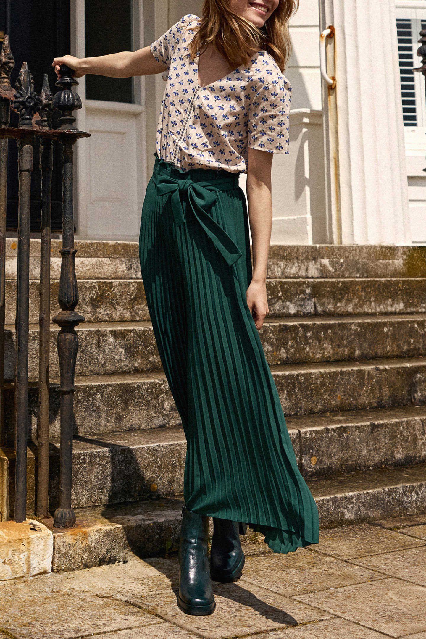 NIGHT GREEN PLEATED WIDE-LEG TROUSERS 8