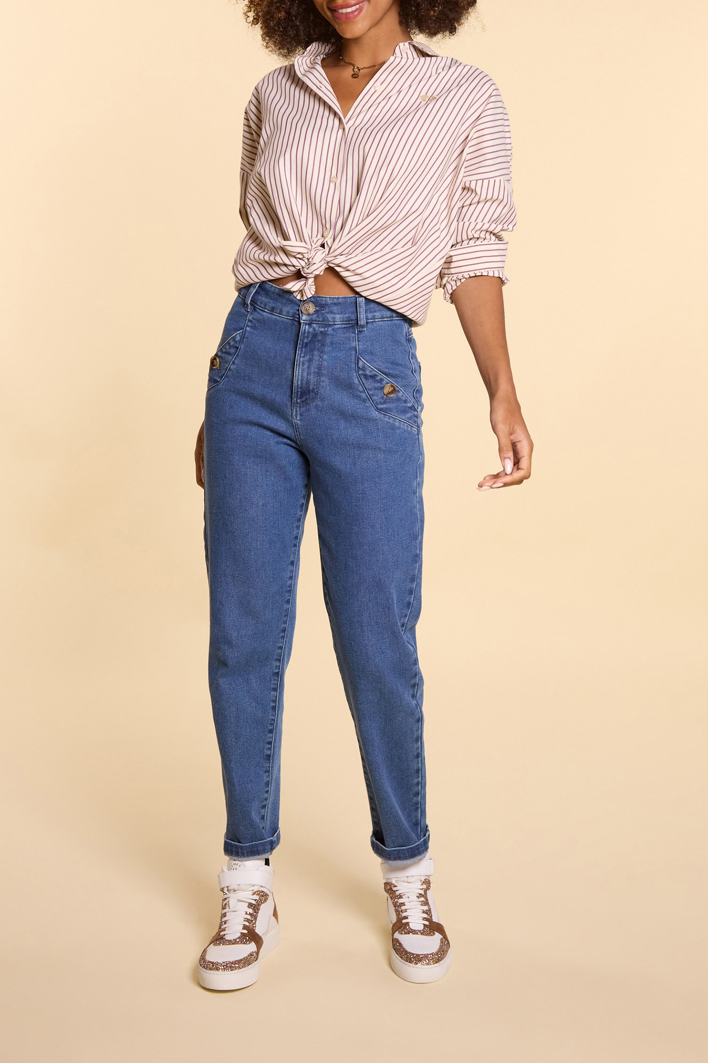 AUTHENTIC BLUE SLOUCHY JEANS 3