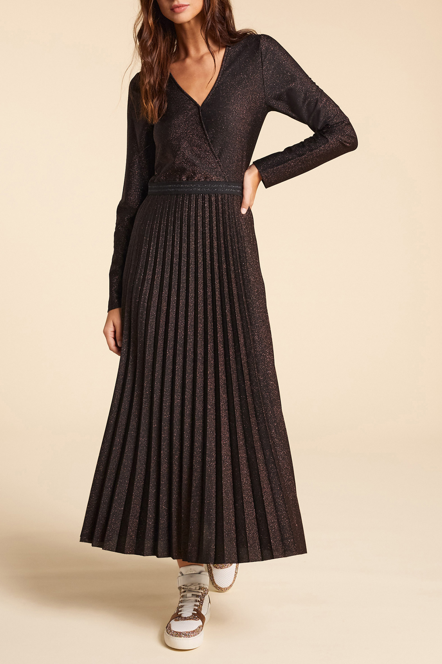 BLACK COPPER GLITTER KNIT LONG DRESS by ICODE