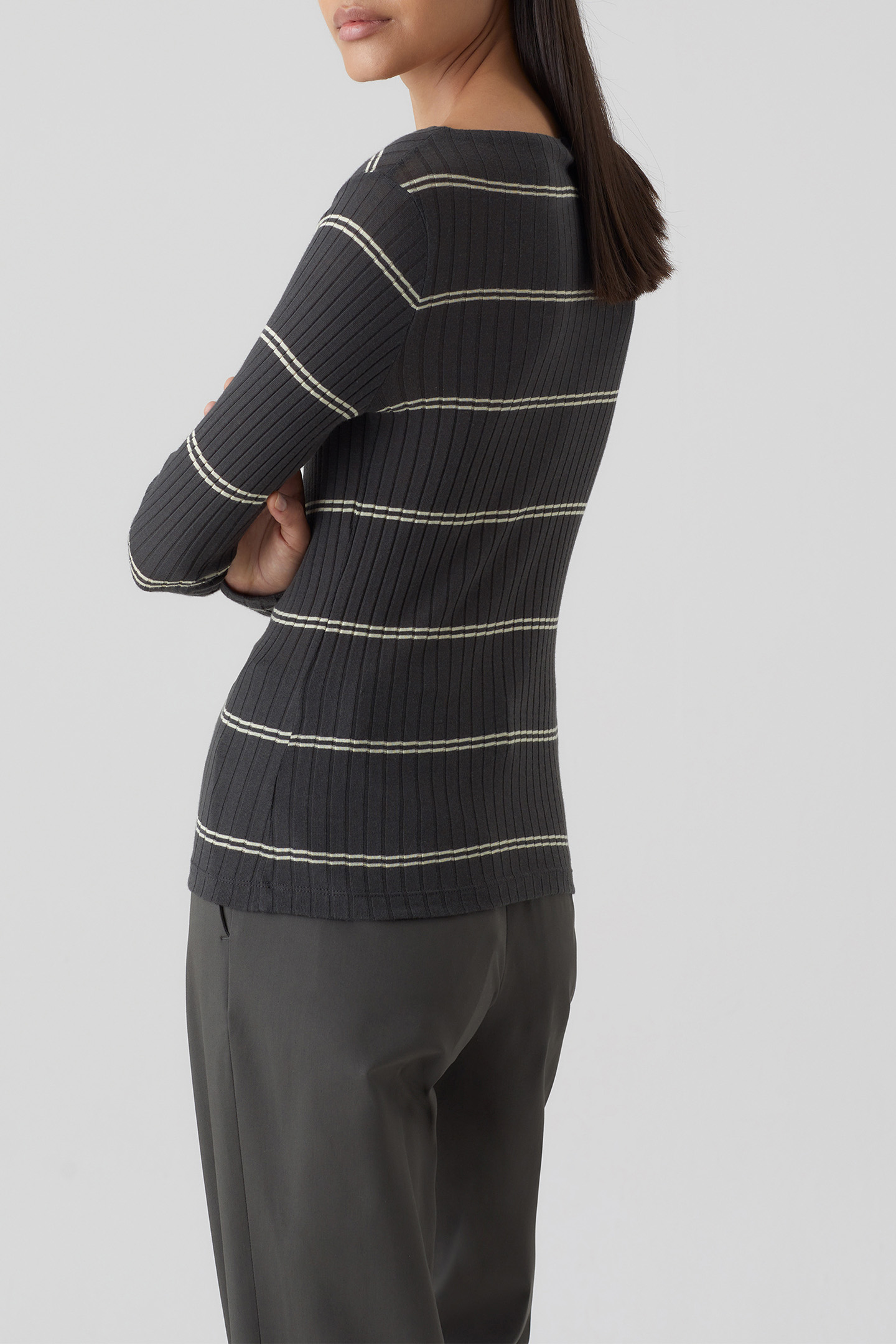 LONGSLEEVE T-SHIRTS WASHED BLACK 4