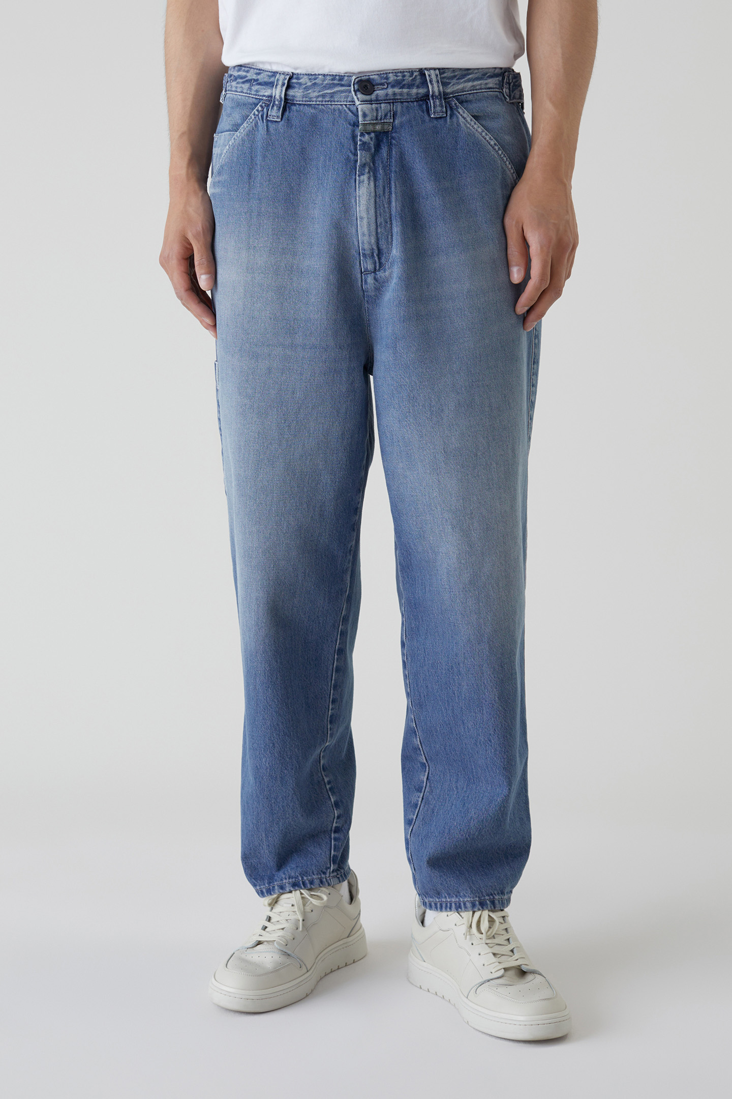 DOVER TAPERED JEANS MID BLUE by Closed
