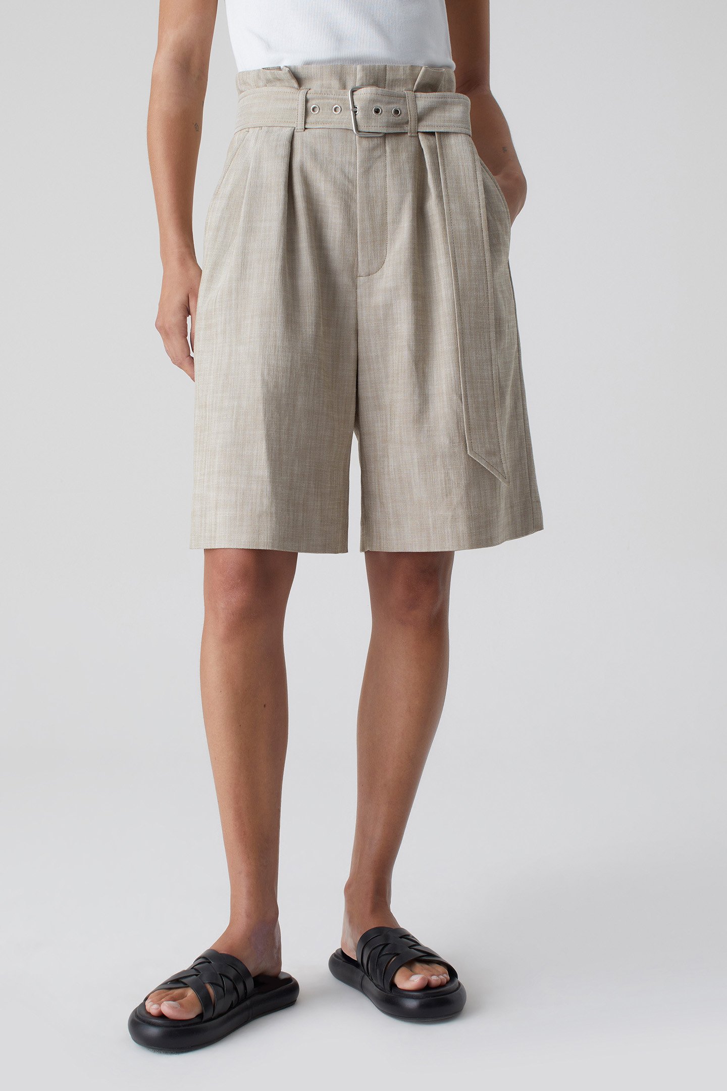 ELDON SHORTS NUTMEG by Closed