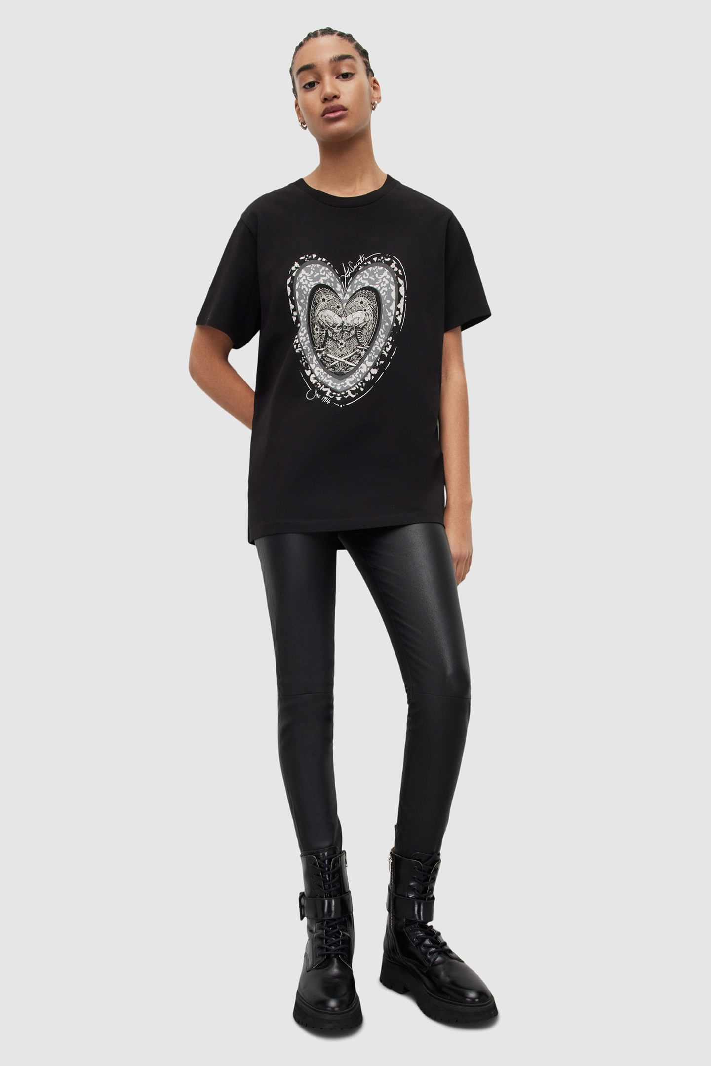 LEVINE BOYFRIEND TEE BLACK 2