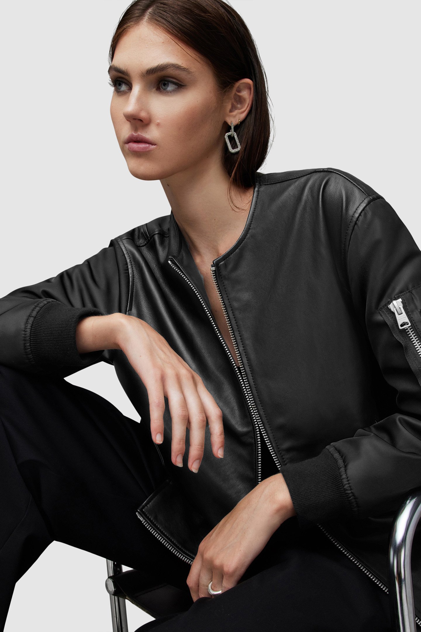 ZENE BOMBER BLACK 8