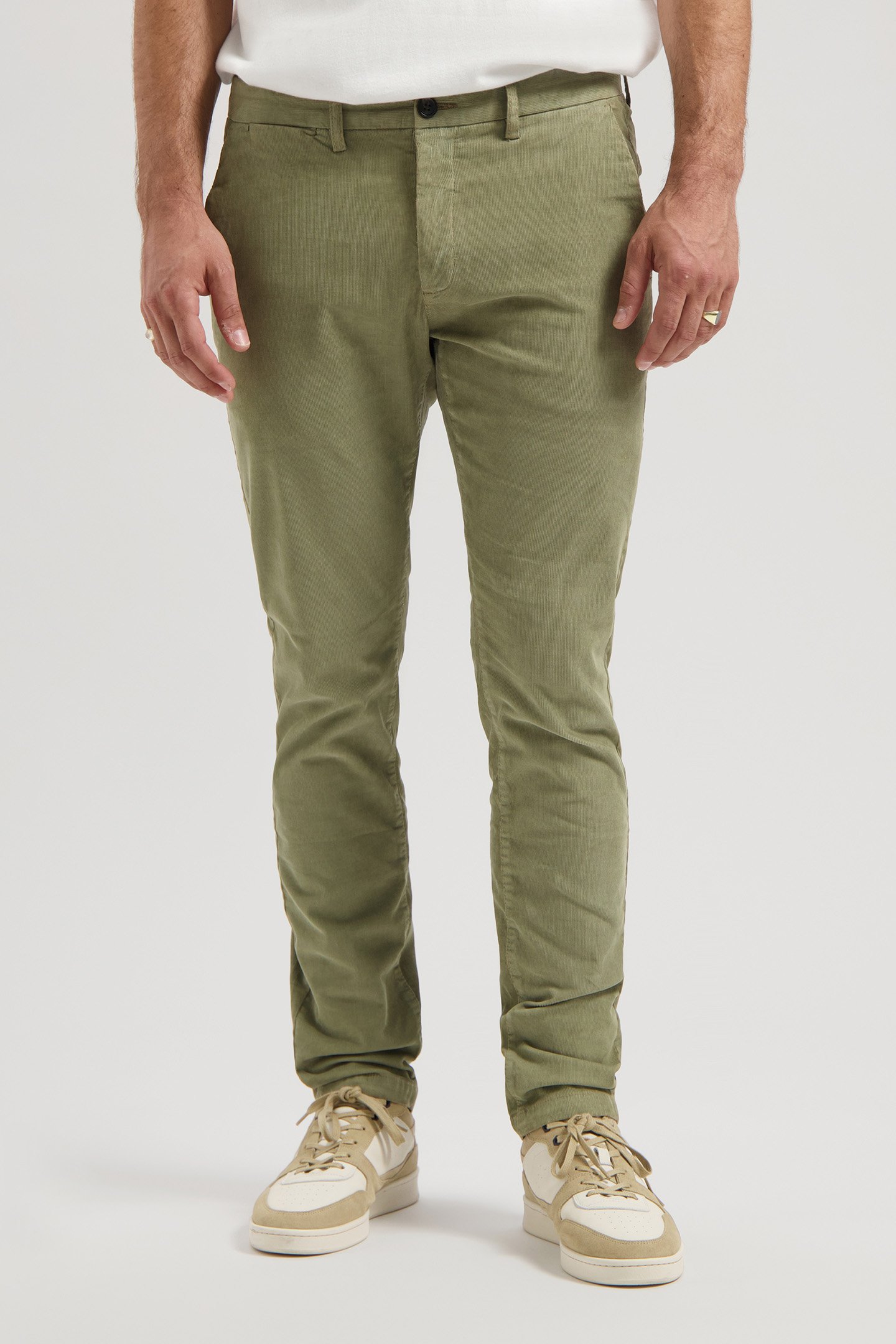 DS_LANCASTER RIBCORD CHINO DARK SAND by Dstrezzed