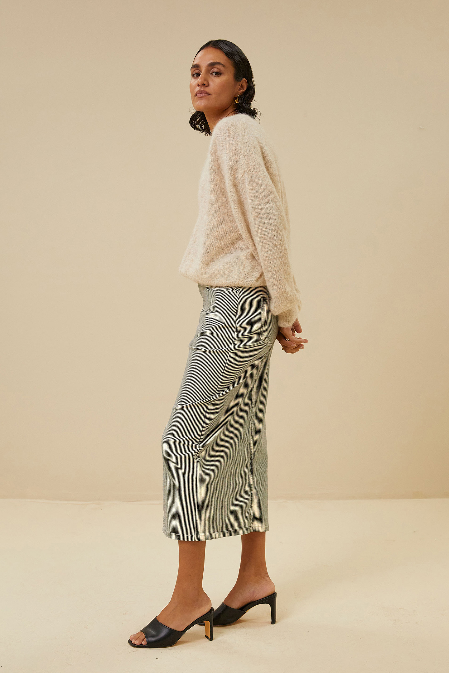 ELBA STRIPE SKIRT JET BLACK 4