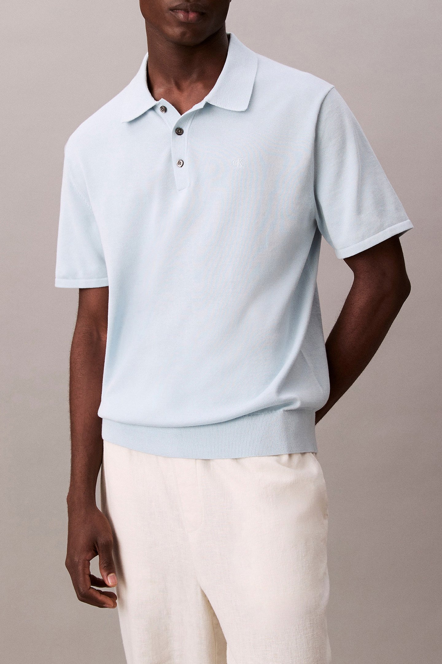 SS SUPIMA COTTON POL WINTER SKY by Calvin Klein