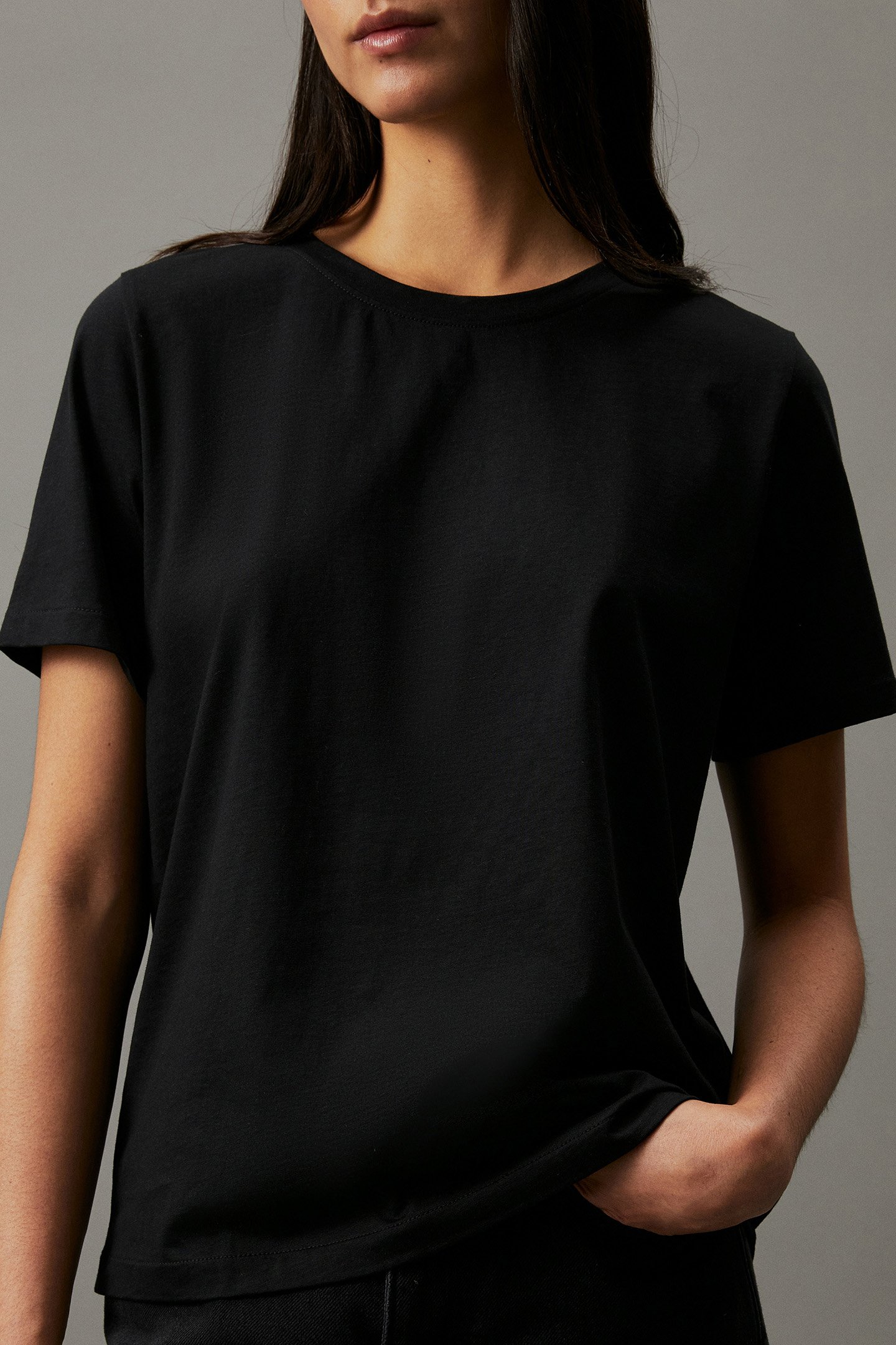 SMOOTH COTTON CREW N CK BLACK by Calvin Klein