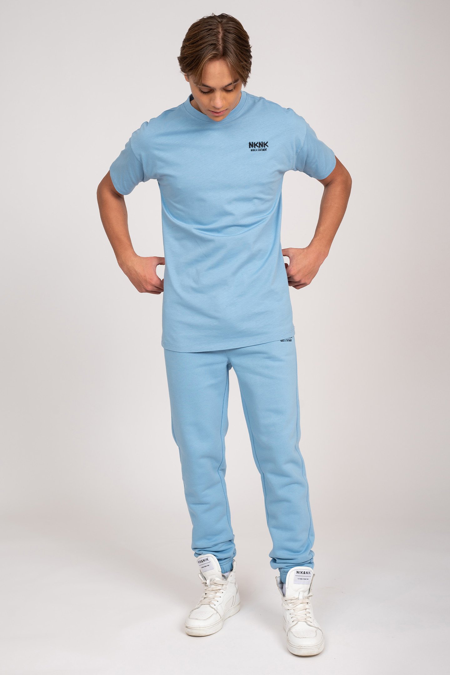 STATEMENT SWEATPANTS ELEMENTAL BLUE 1