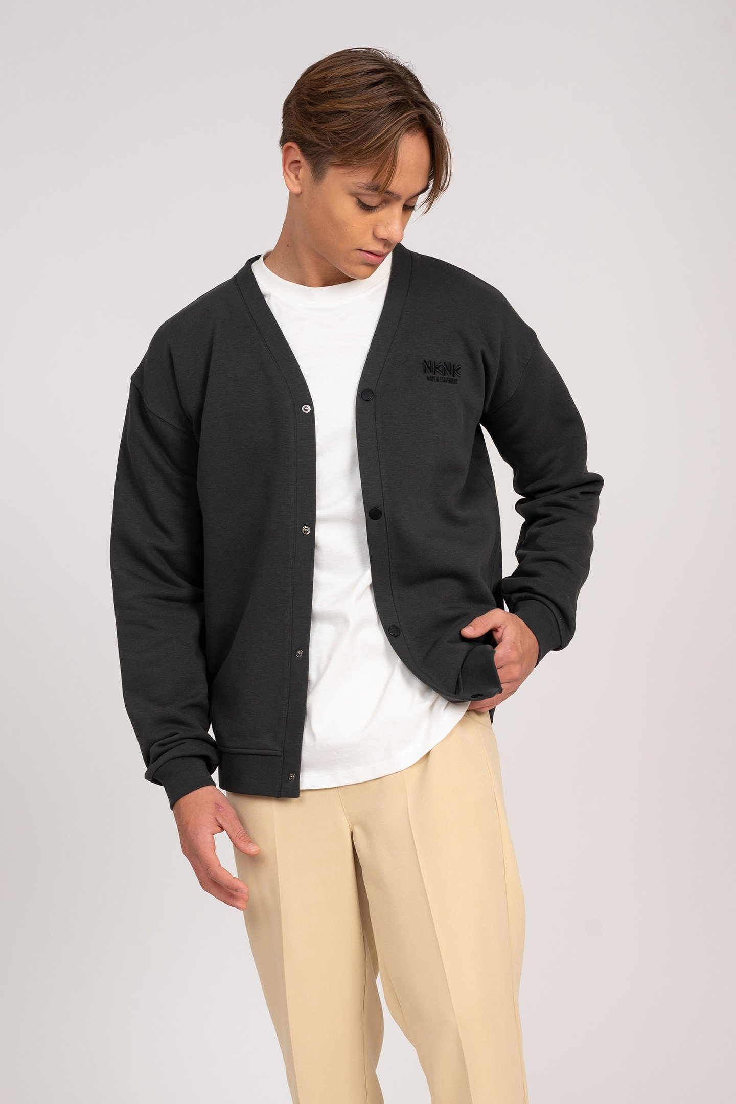 STATEMENT SWEAT CARDIGAN PIRATE BLACK by NIK & NIK