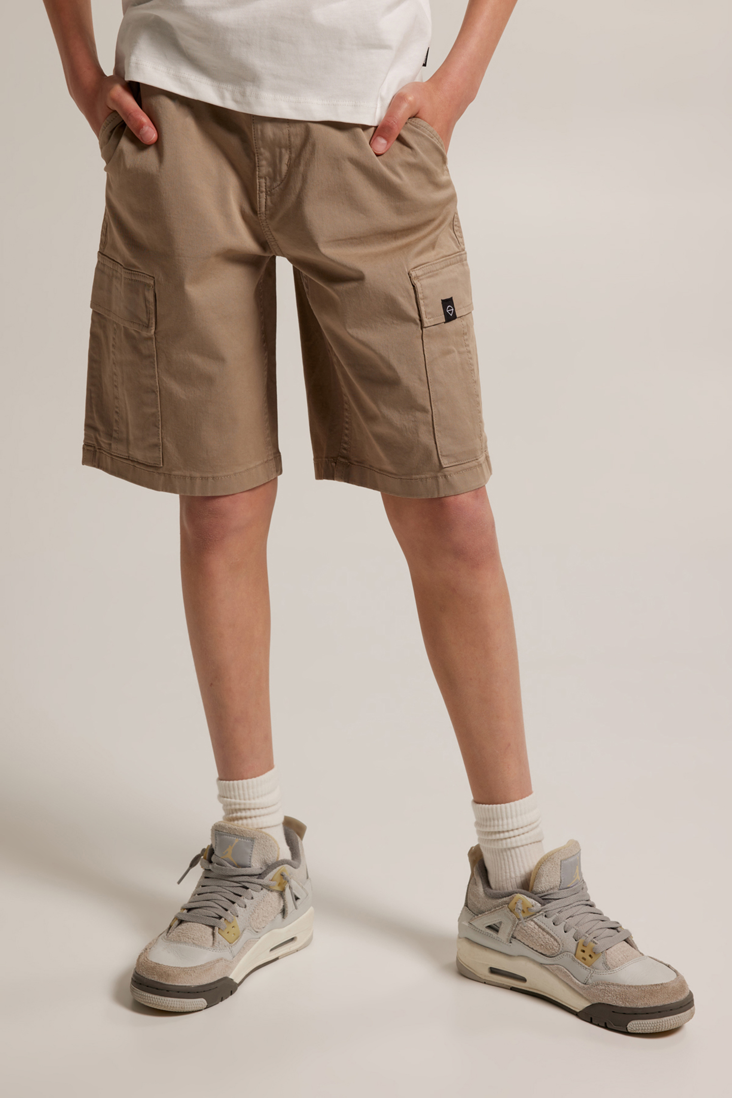 NEO JR KHAKI by America Today