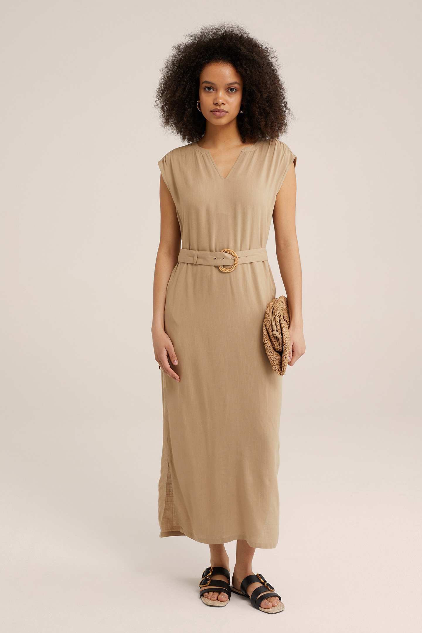 DRESS MID LENGTH LIGHT BROWN by WE Fashion