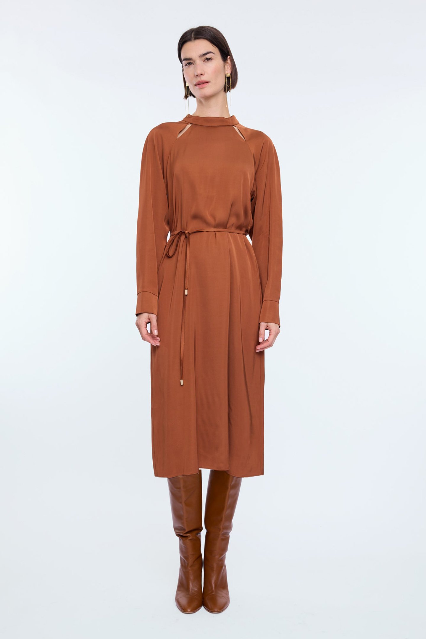 CUT OUT SATIN DRESS HAZELWOOD BROWN by Vanilia