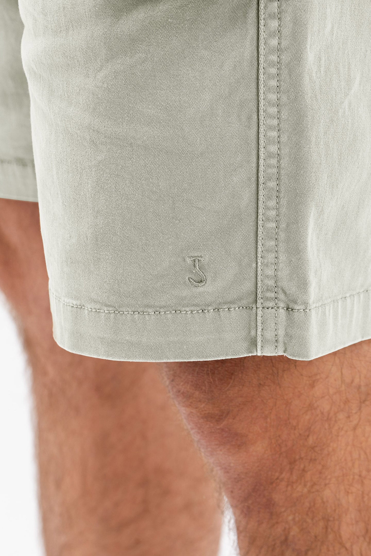 MARVIN SLIM SHORT DK. DELPHI GREEN 3