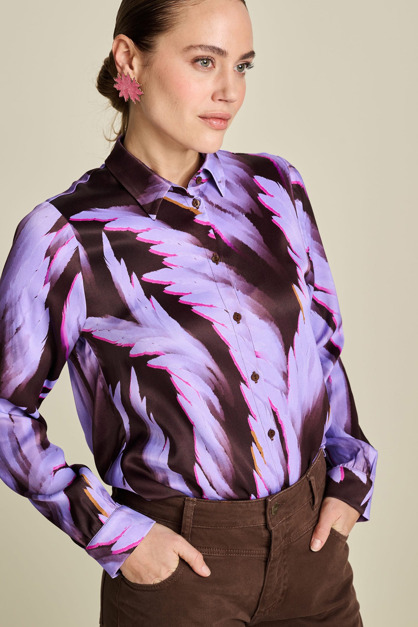 BLOUSE - MILA SATIN FEATHERS BROWN 6