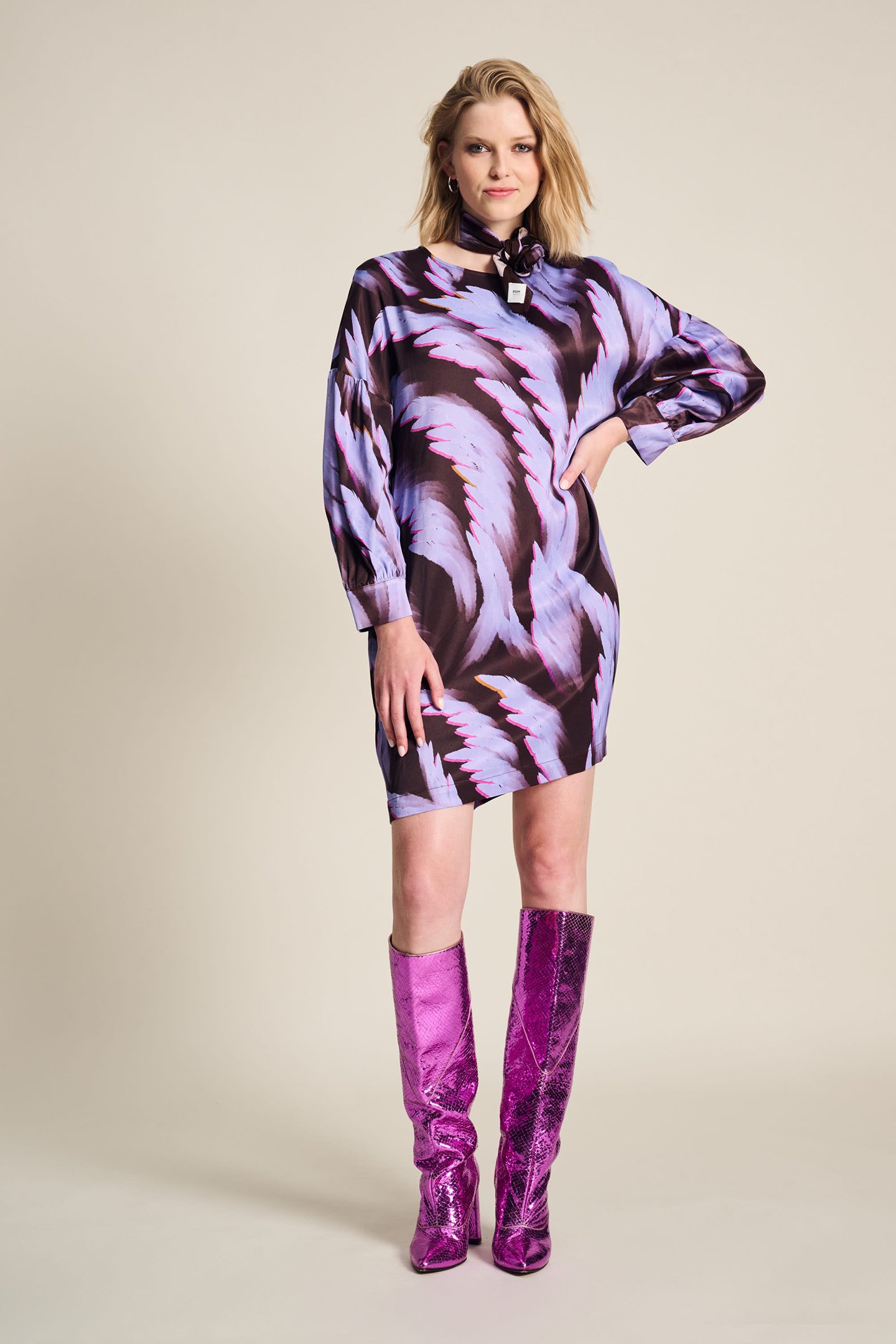 DRESS - SATIN FEATHERS BROWN 1