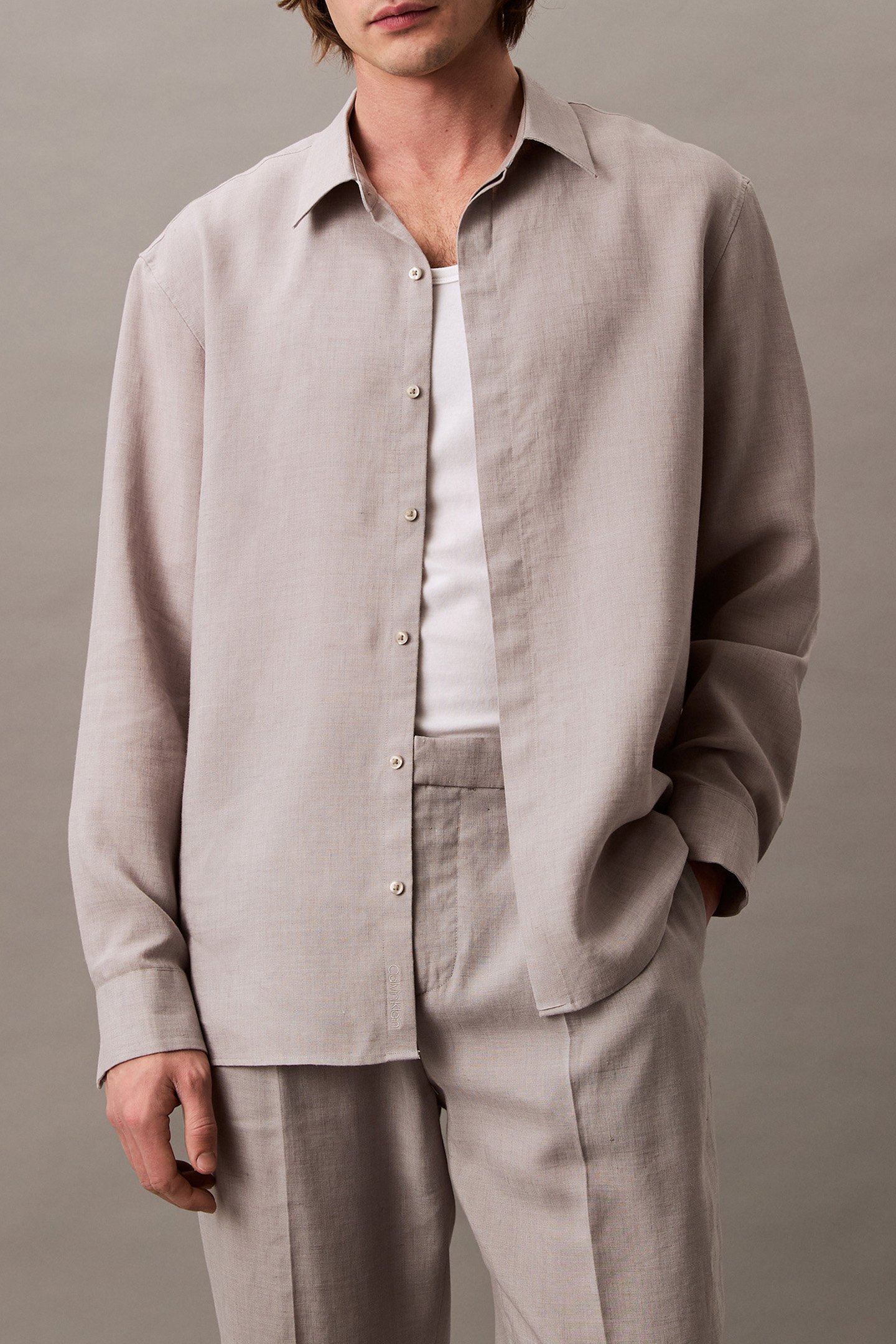 LS LINEN EASY SHIRT FORMAL GRAY by Calvin Klein