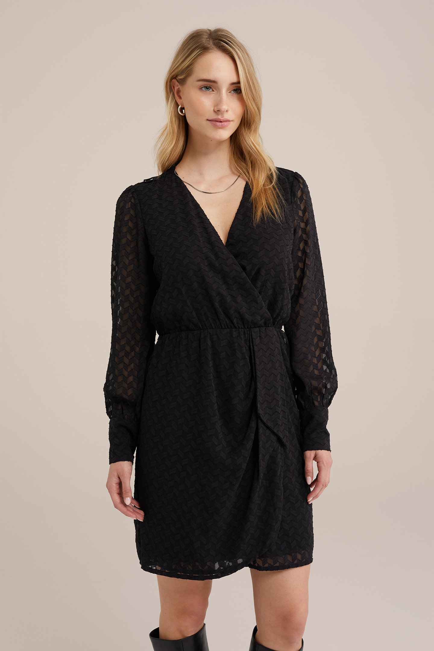 DRESS SHORT BLACK by WE Fashion