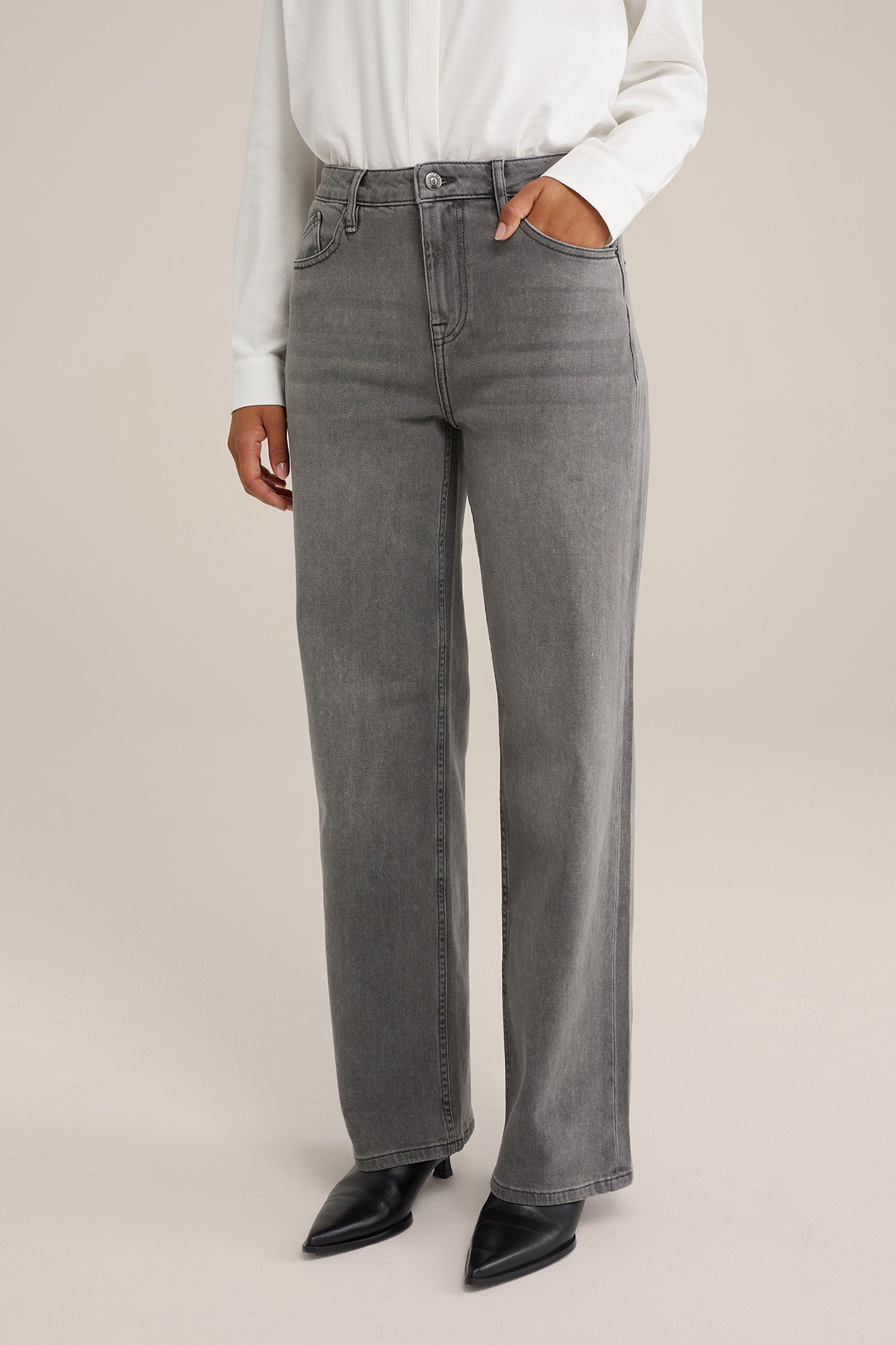 5-POCKET HIGH WAIST GREY by WE Fashion
