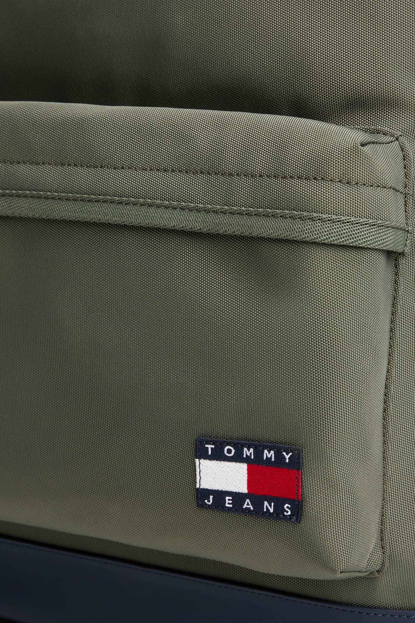 TJM ESS DAILY DOME BACKPACK RUCKSACK GREEN 5