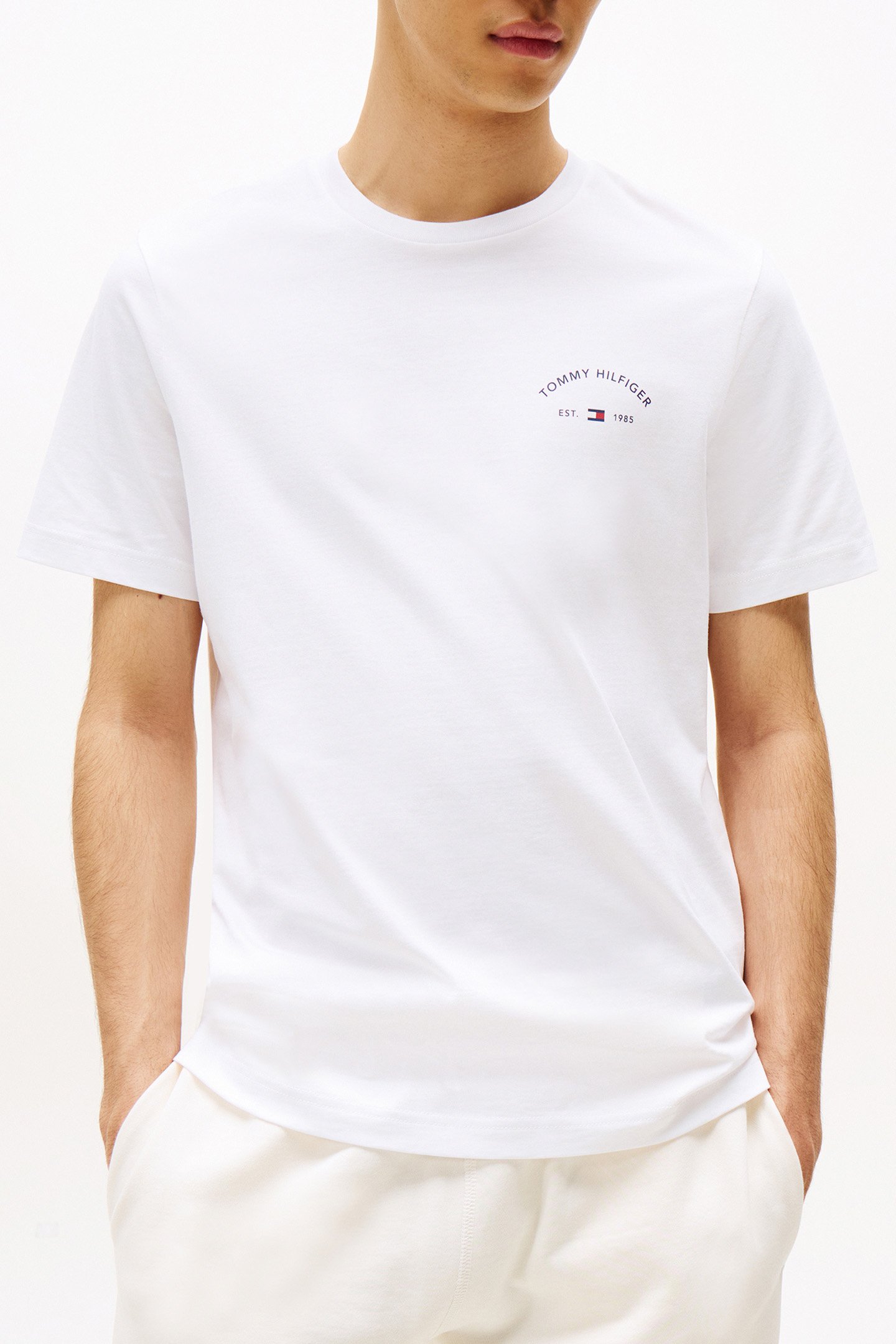 HILFIGER HOTEL TEE WHITE by Tommy Hilfiger