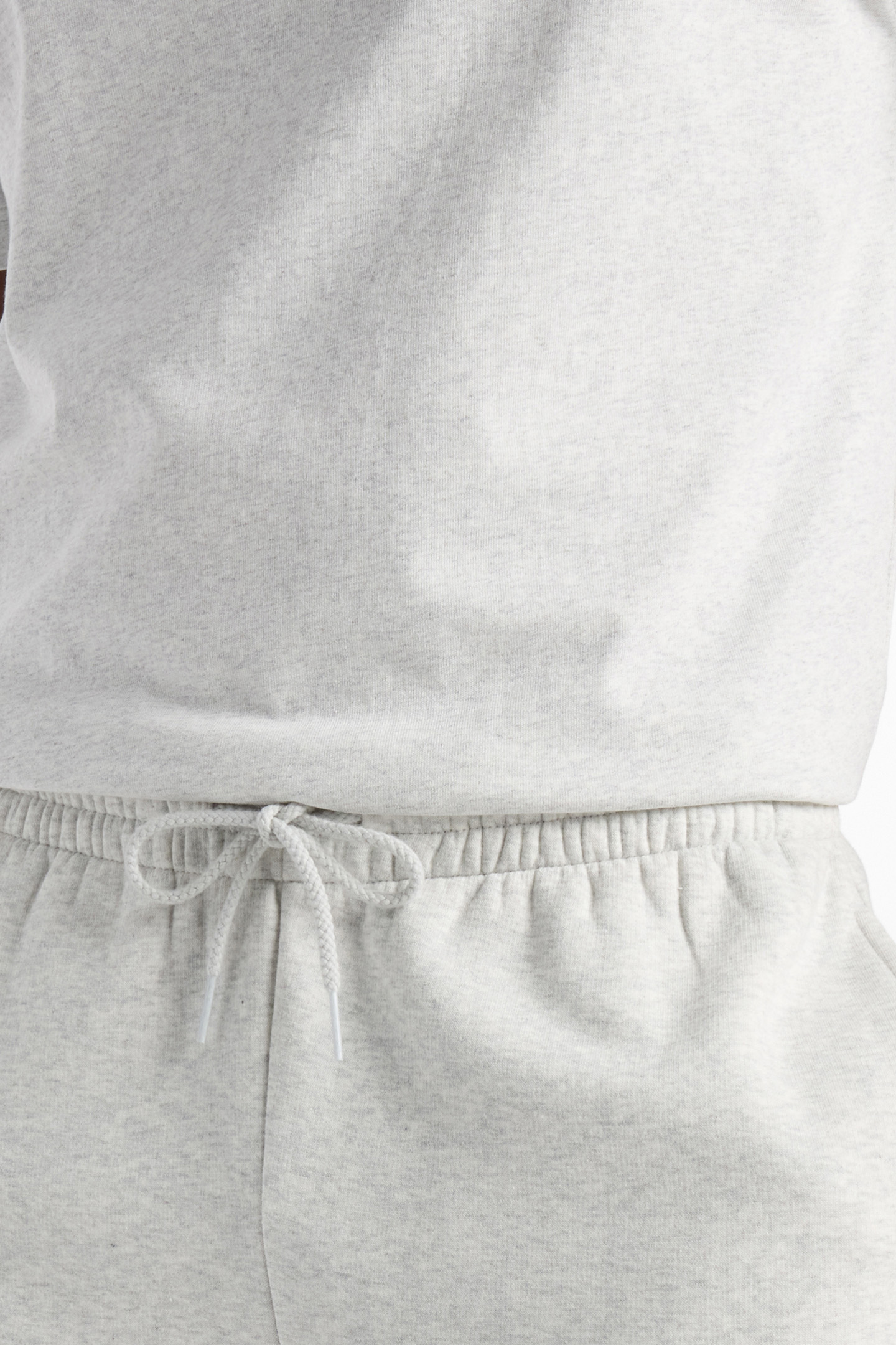 STRAIGHT LEG SWEATPANTS IN GREY 9