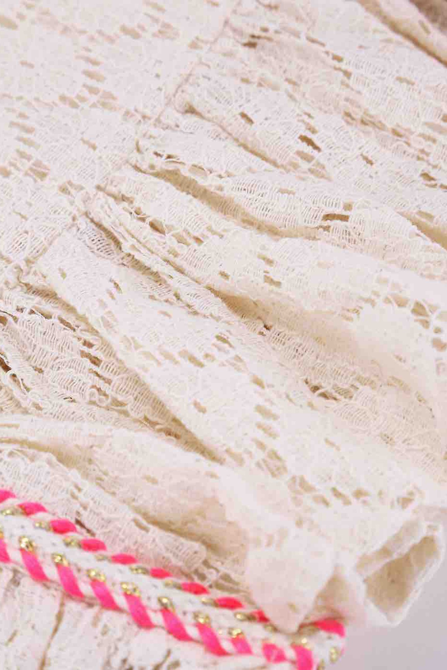 TOP PAOLA CREAM FLOWER LACE 10