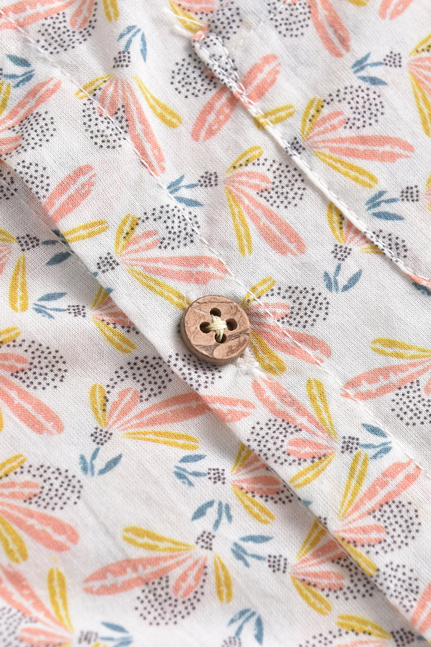 SHIRT AMOD CREAM PETALS 10