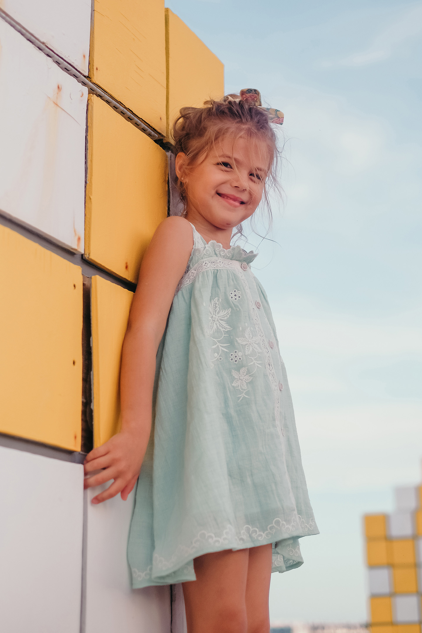 DRESS LUCINDA ALMOND 3