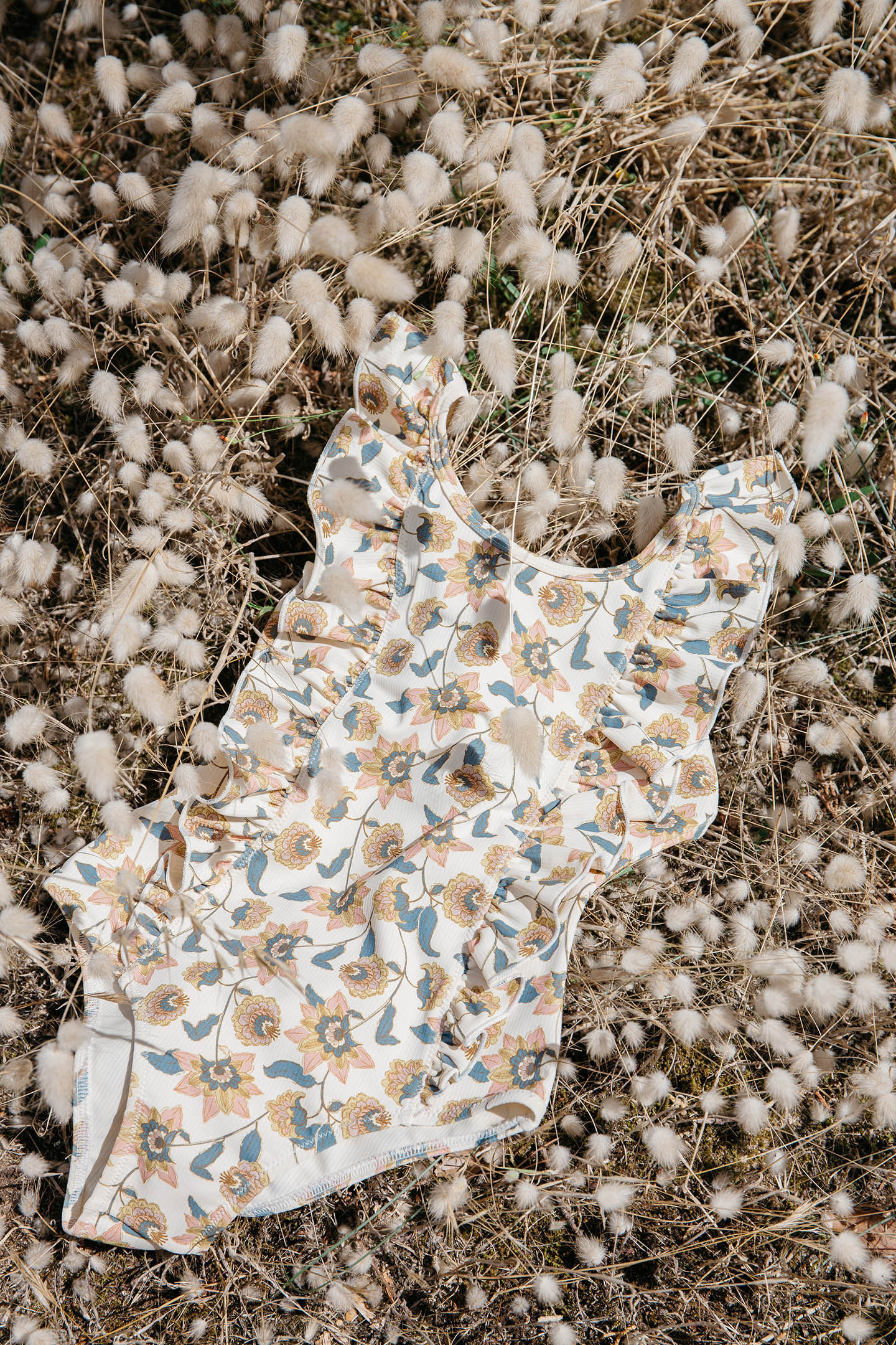 BATHING SUIT MOSILLOS CREAM FLOWERS 10