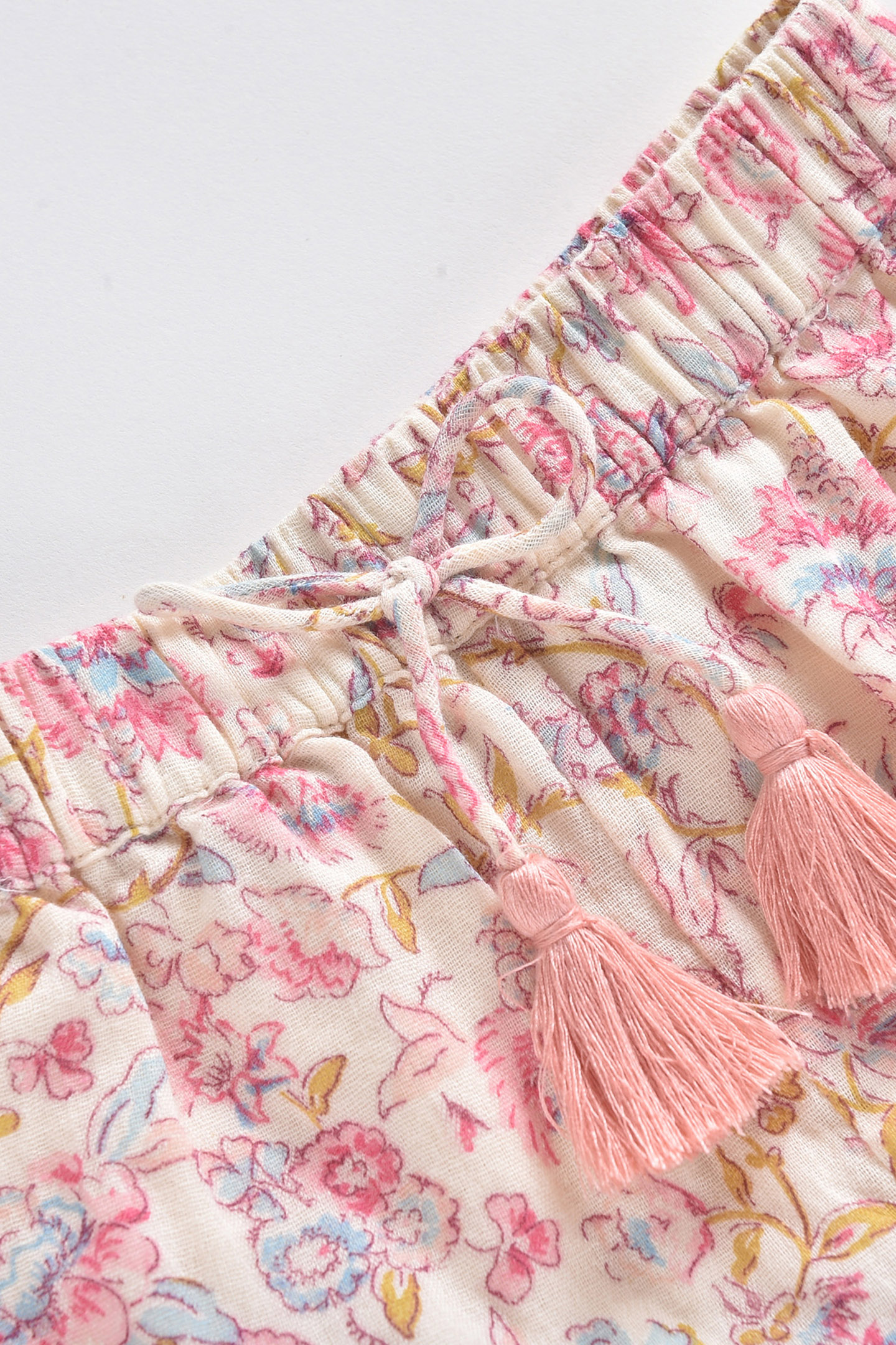 SHORTS VALLALOID CREAM PADMA MUDRA 5