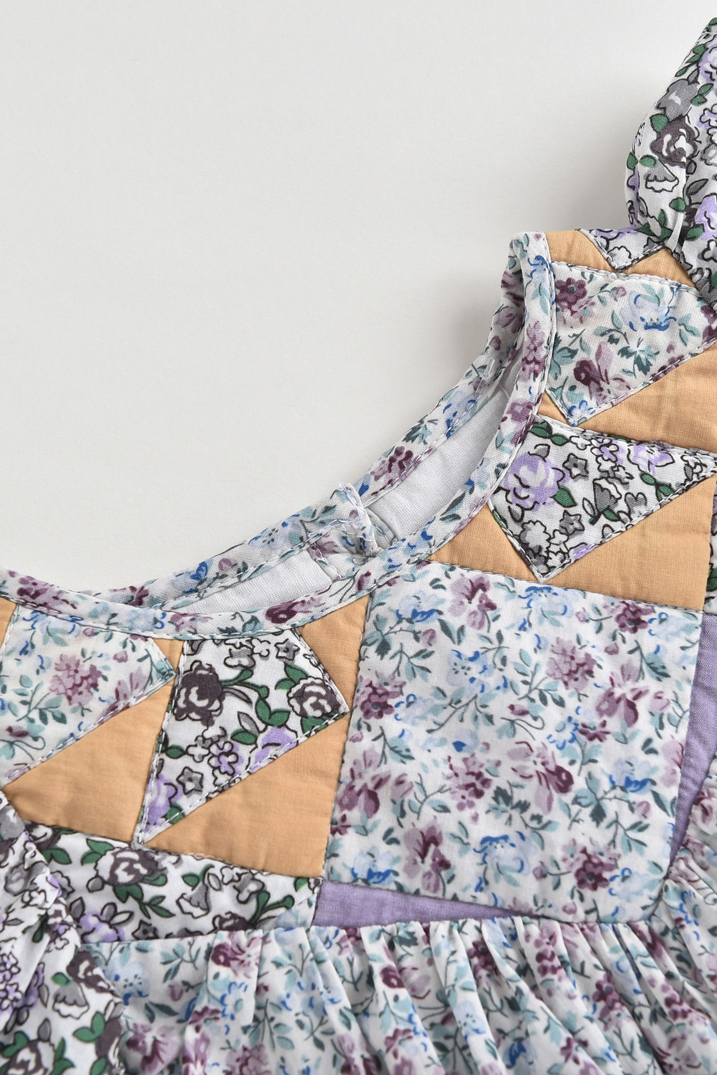 DRESS LARA CREAM RETRO PANSY 3