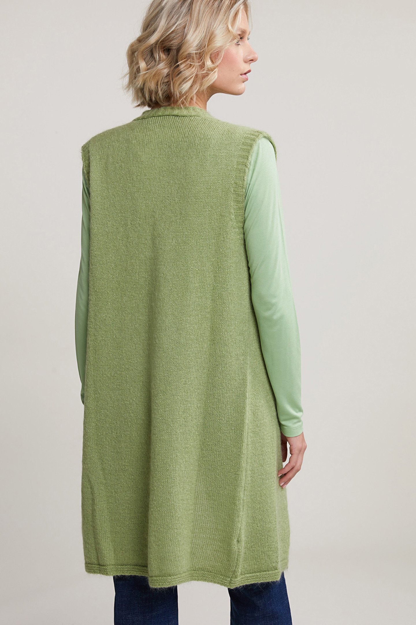 GREEN SLEEVELESS V-NECK CARDIGAN 2