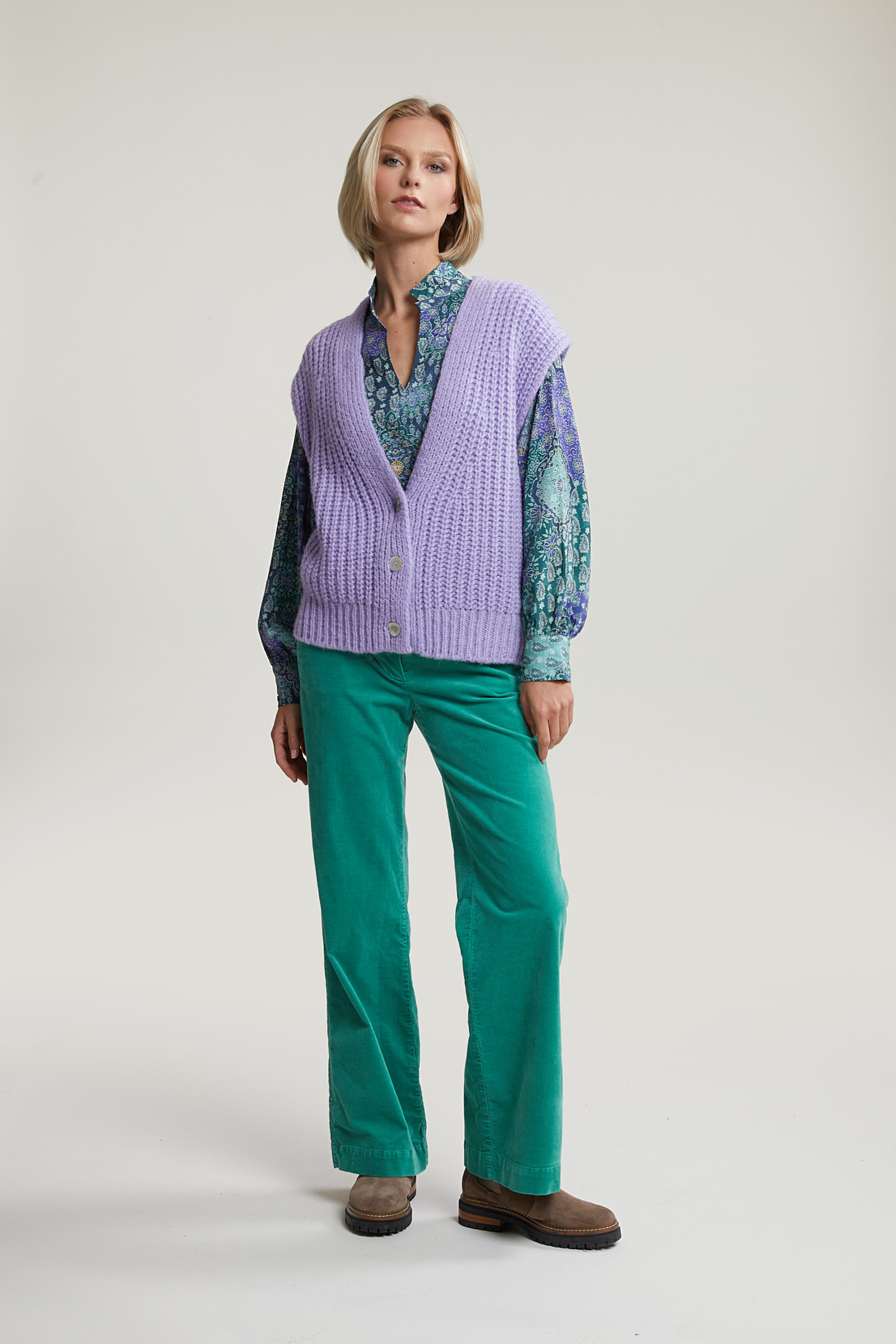 PURPLE BUTTONED V-NECK SPENCER 3