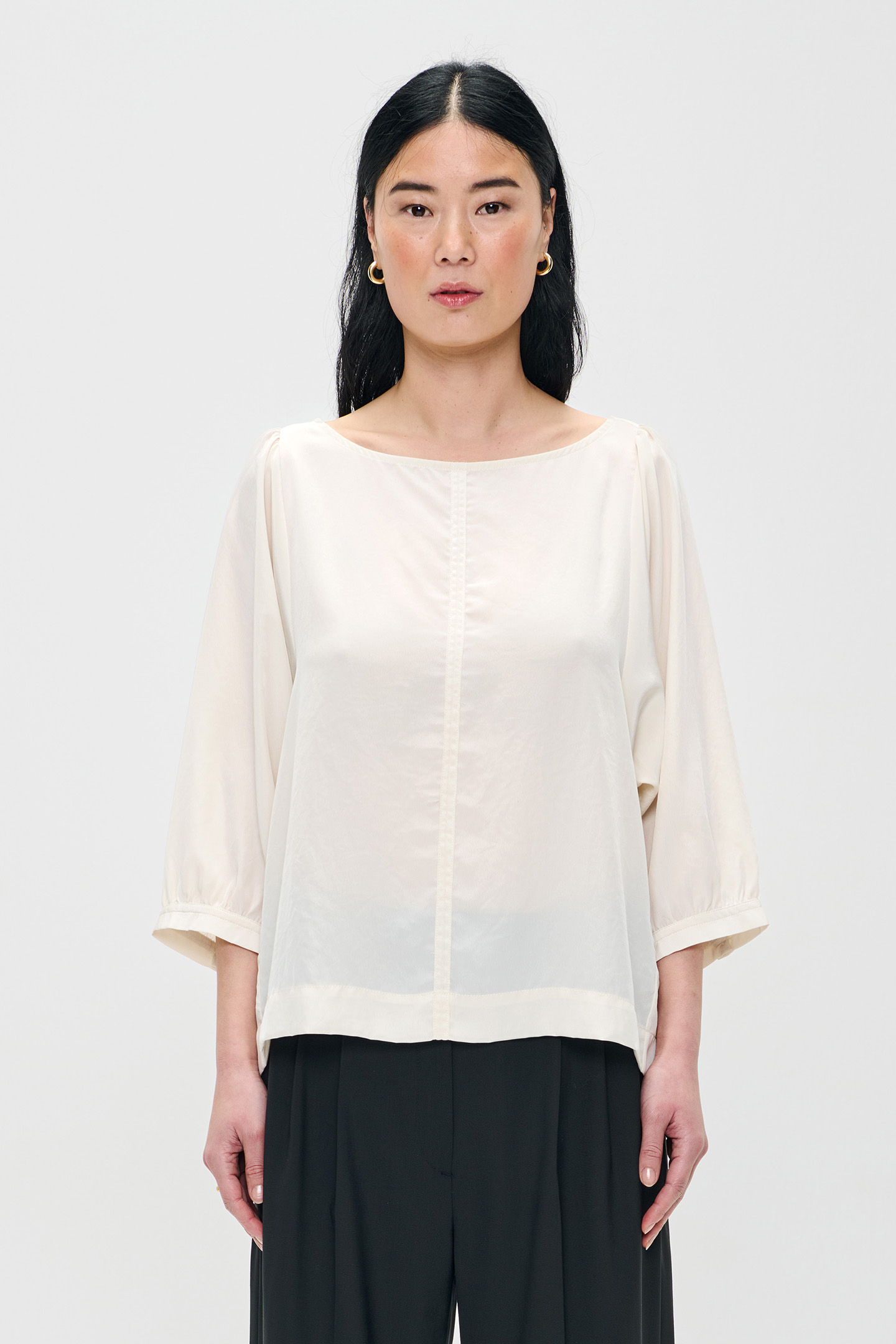 TECHNOSILK PUFF SLEEVE TOP OFF WHITE by Zenggi